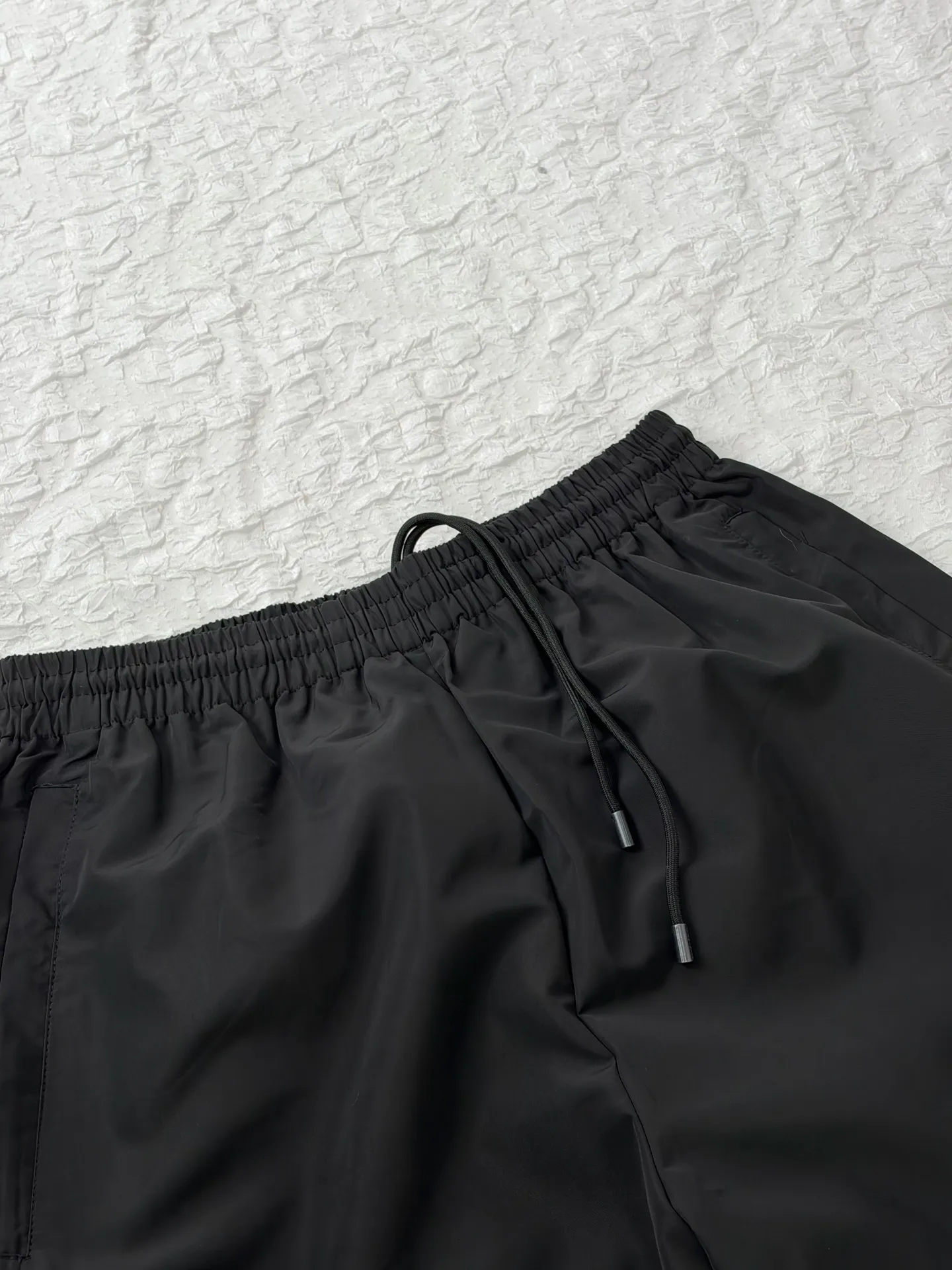 Graffiti Collage Wide-Leg Nylon Trousers D26519183 — view 6