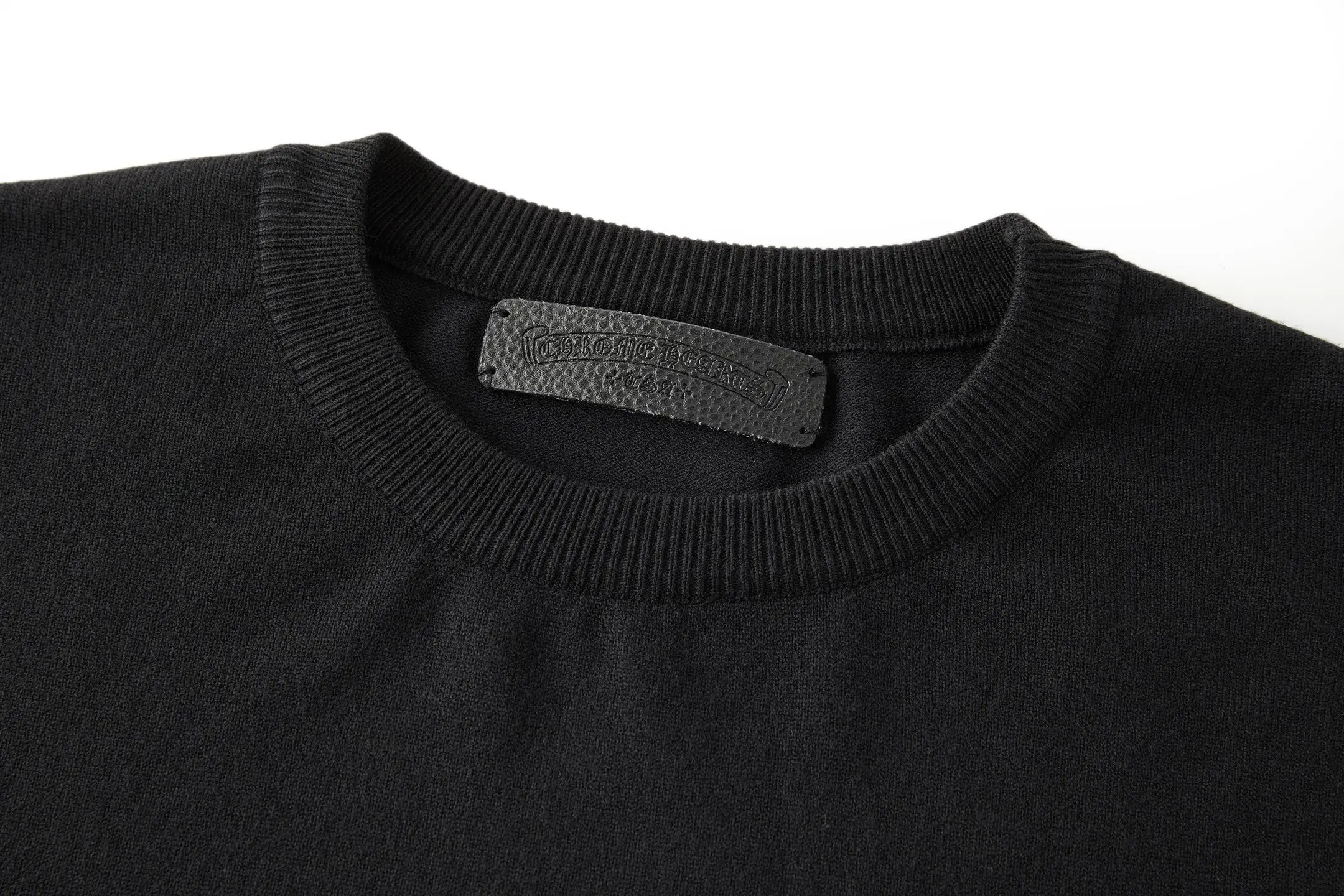 Embroidered Sleeve Cashmere-Blend Sweater D26521062 — view 3