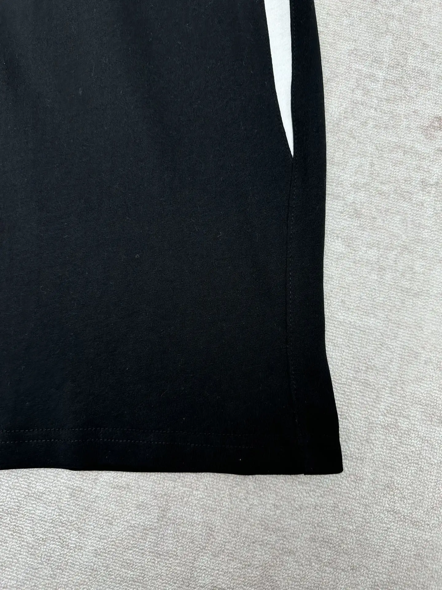 Balenciaga x NBA Logo Embroidered Tracksuit Shorts D27013989 — view 6