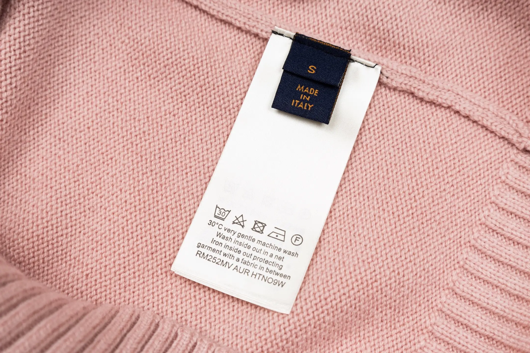 Leather Patch Wool Crew-Neck Sweater D27021101 — view 9