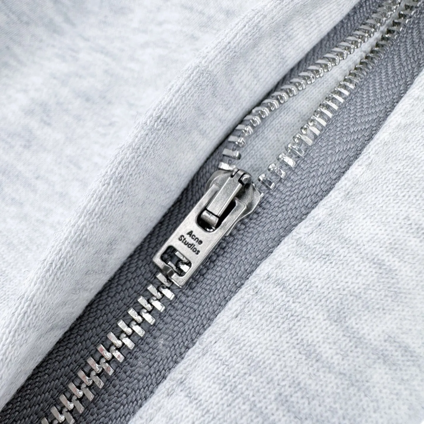 Logo-Embroidered Wide-Leg Sweatpants D27021025 — view 8