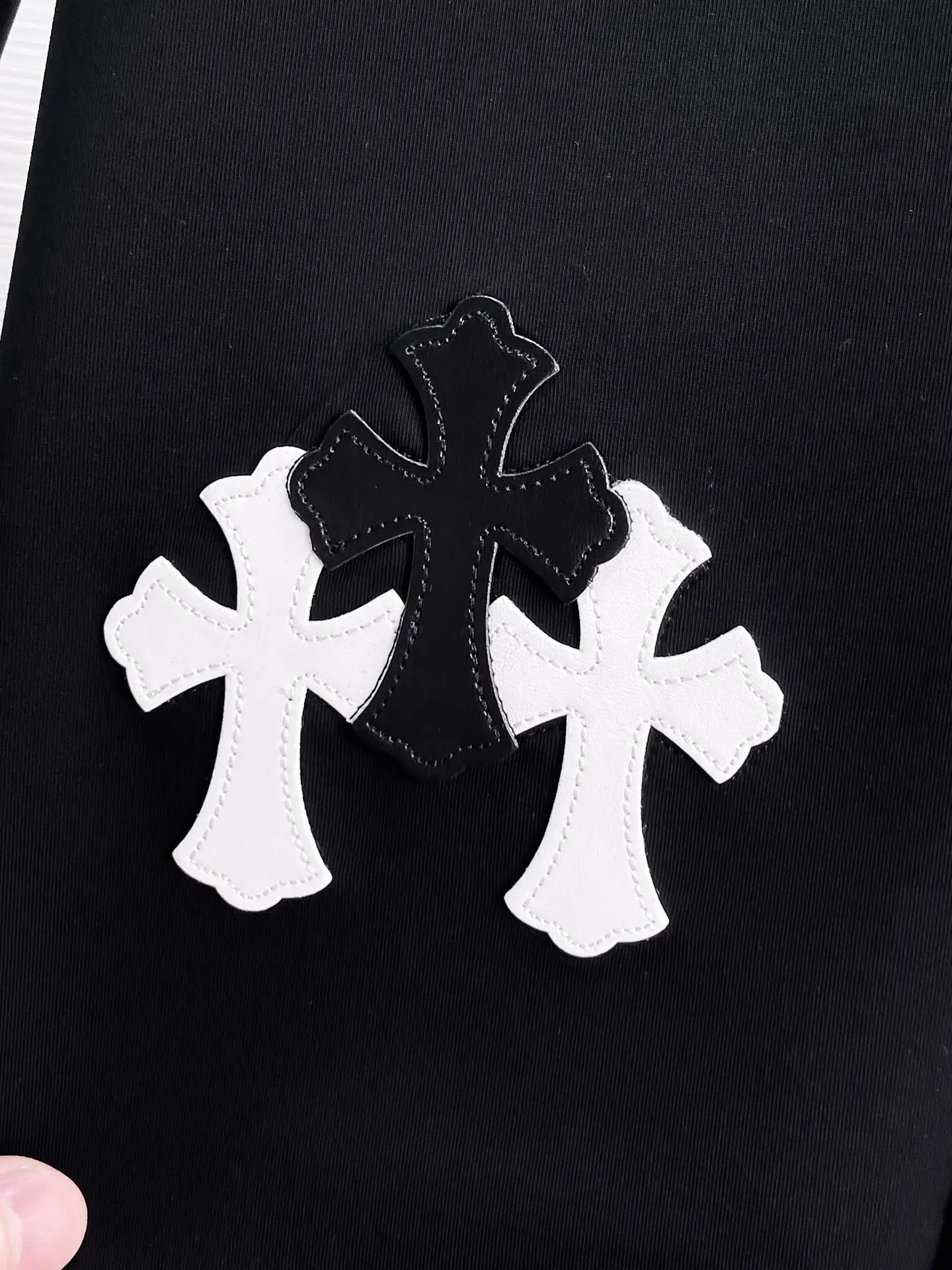 Cross Patch Logo Sweatpants D28014414 — view 3