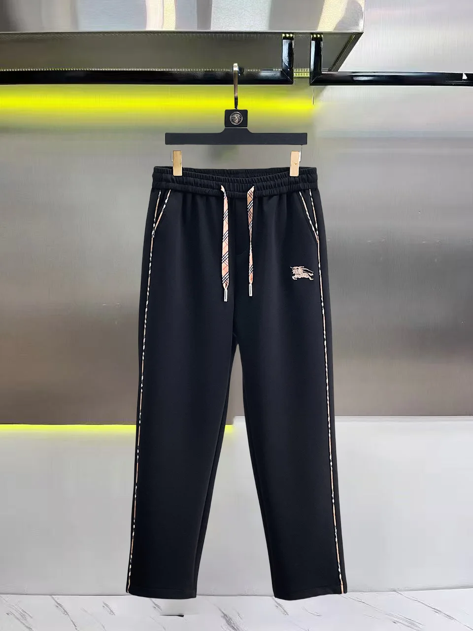 Logo-Embroidered Check-Trim Sweatpants D28014413