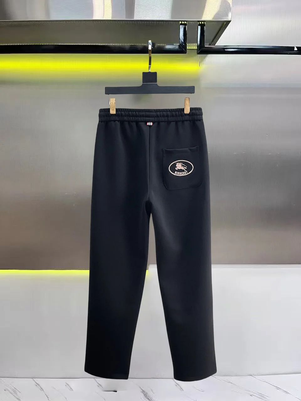 Logo-Embroidered Check-Trim Sweatpants D28014413 — view 2