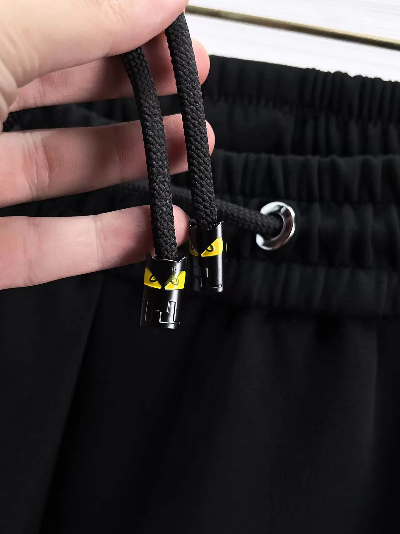Bag Bugs Eye Embroidered Sweatpants D28014418 — view 3