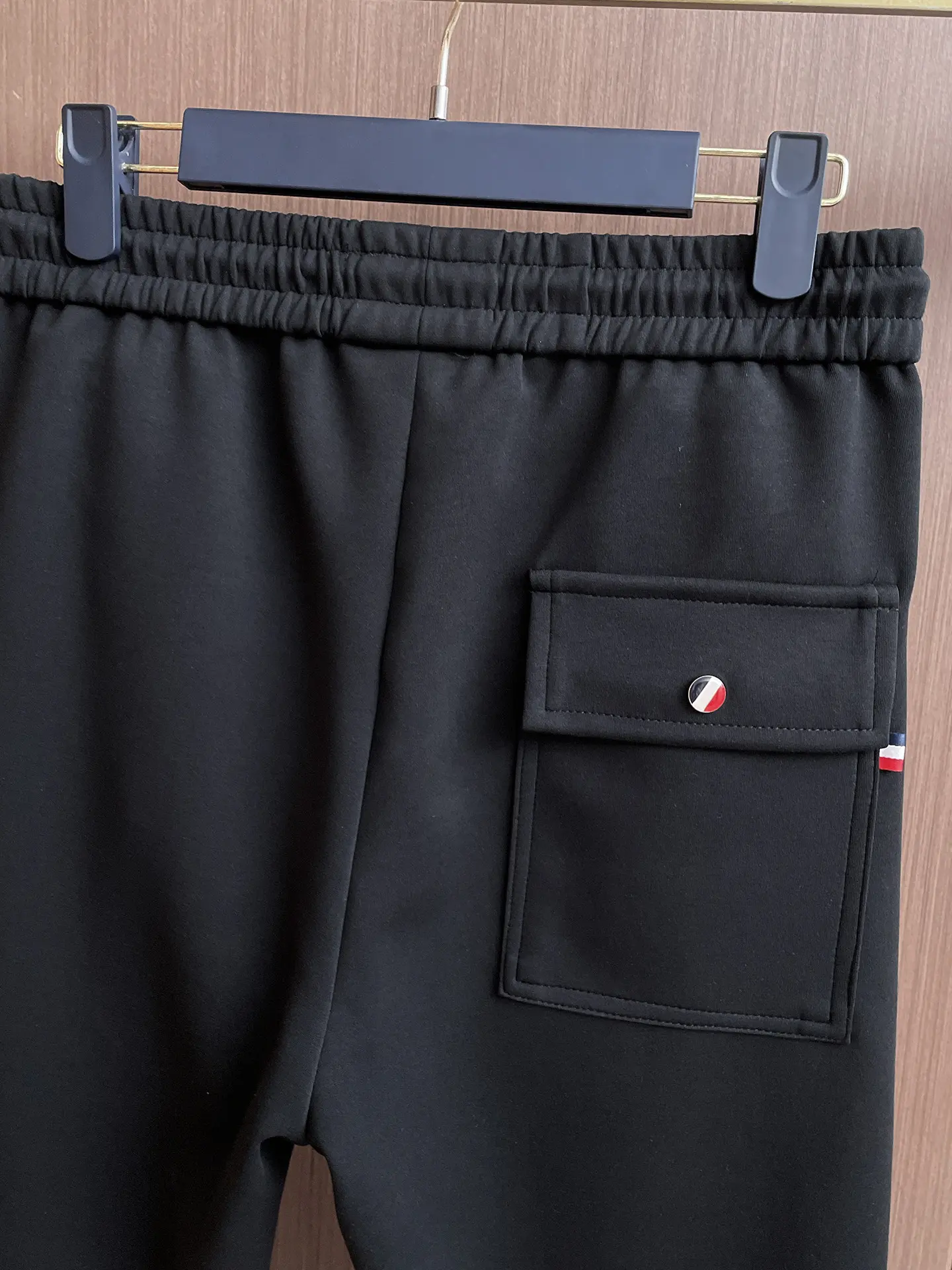 Logo-Appliqué Tapered Sweatpants D28014412 — view 6