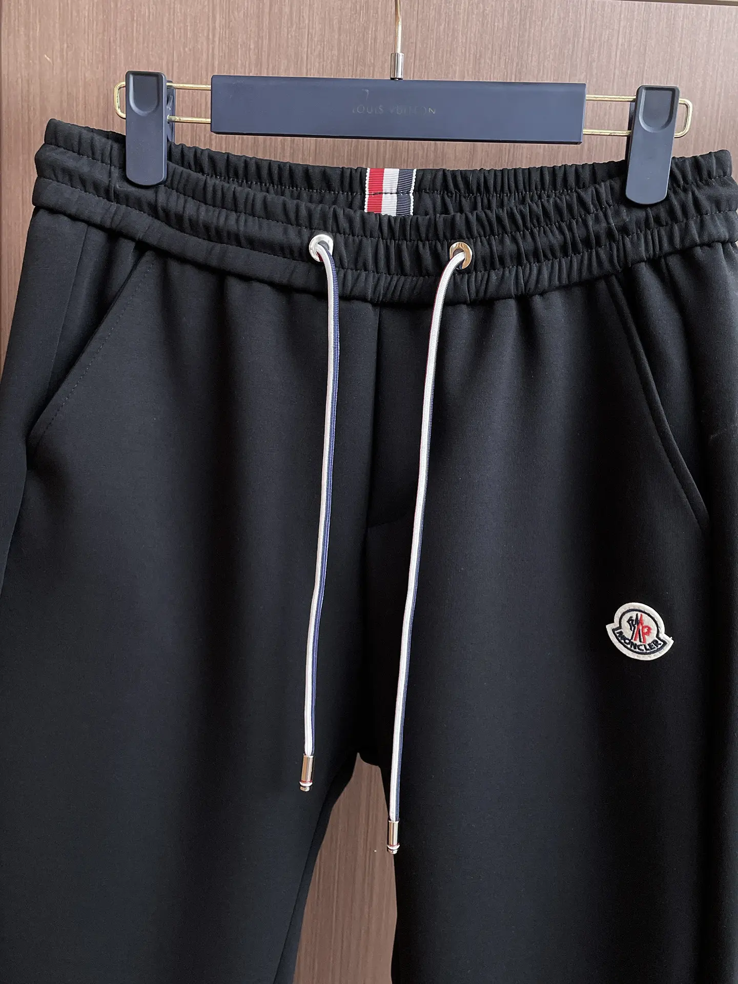 Logo-Patch Tapered Sweatpants D28014409 — view 4