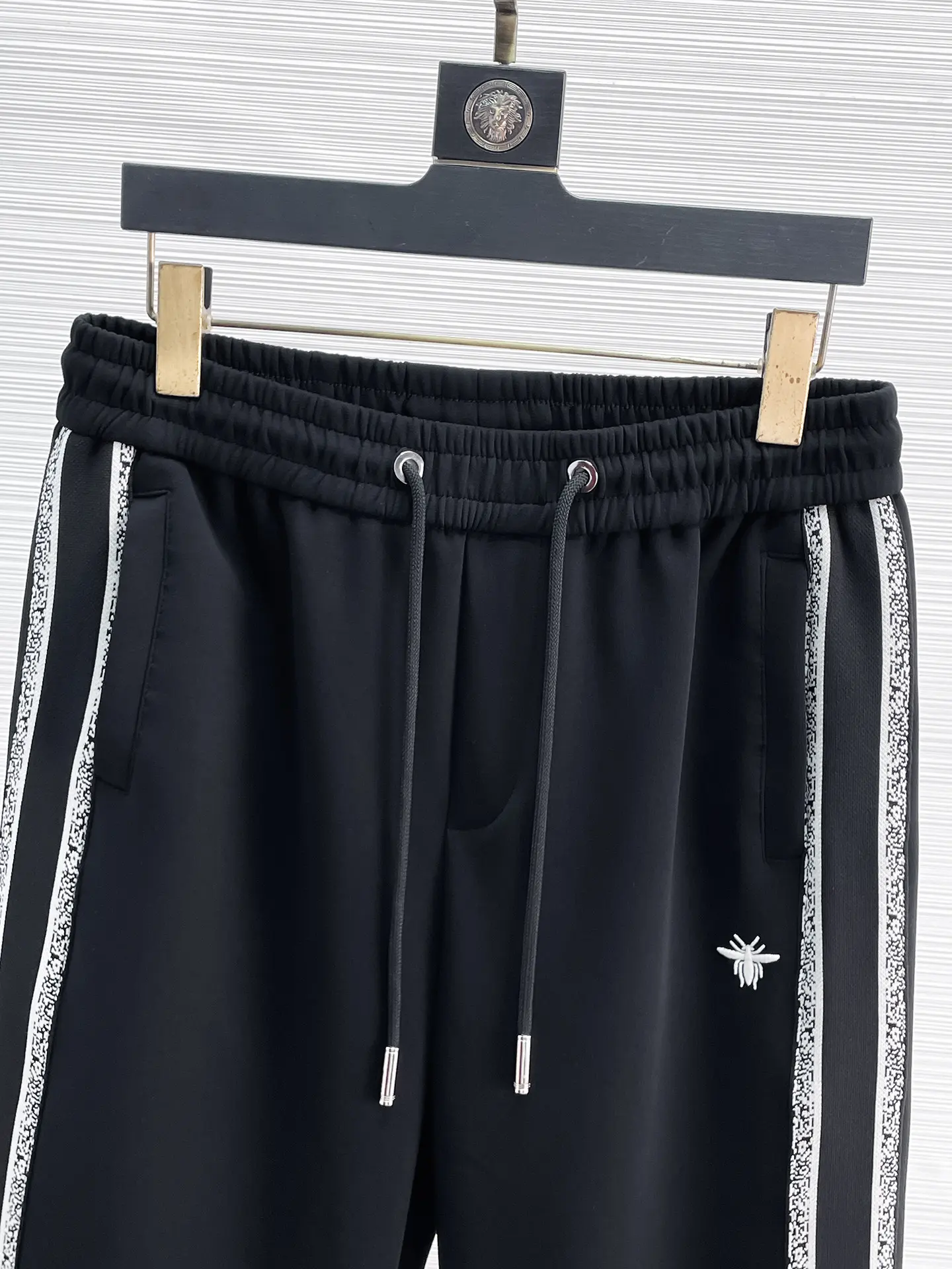 Logo-Print Side-Stripe Sweatpants D28014421 — view 2