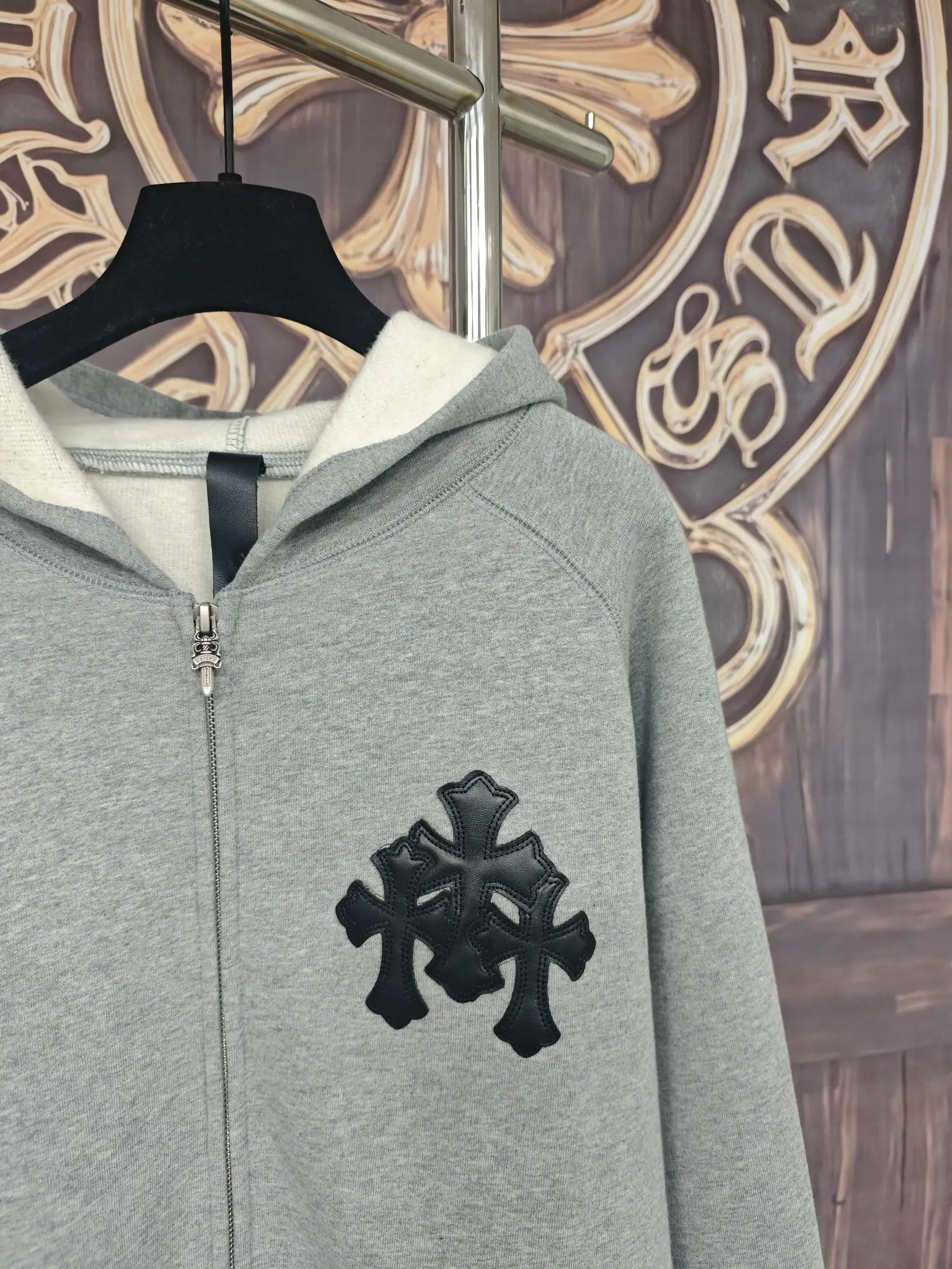 Leather Cross Patch Zip-Up Hoodie D28018996 — view 5