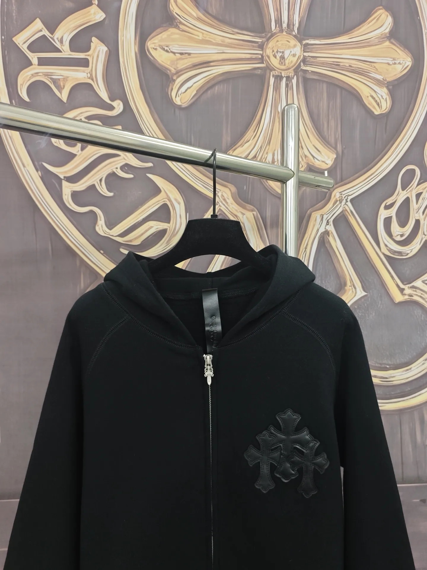 Leather-Trimmed Cross Patch Zip-Up Hoodie D28018999 — view 3