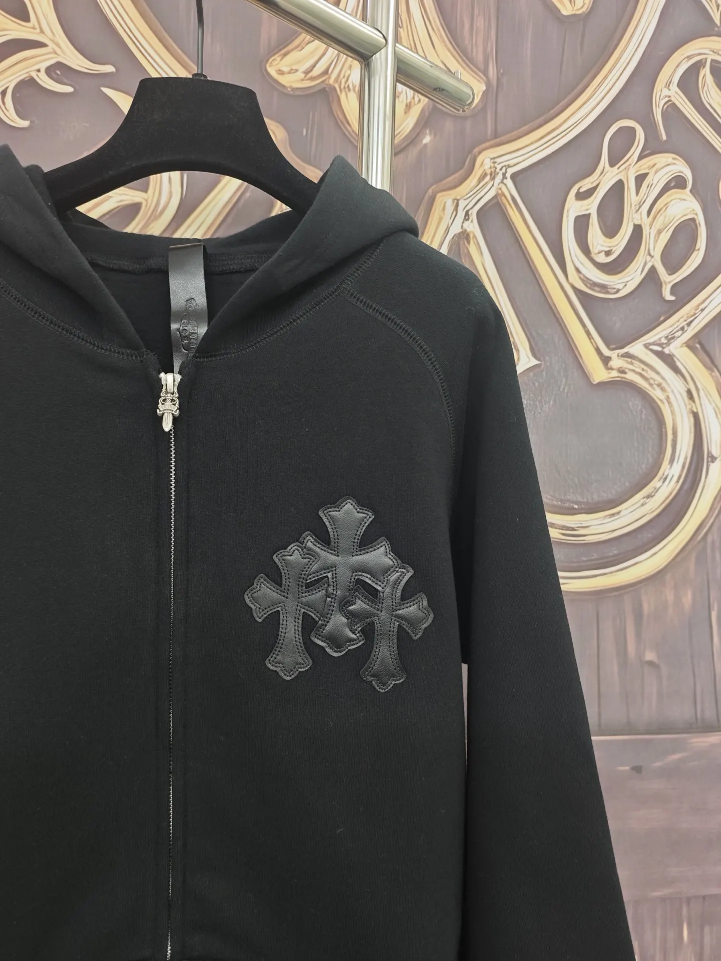 Leather-Trimmed Cross Patch Zip-Up Hoodie D28018999 — view 4