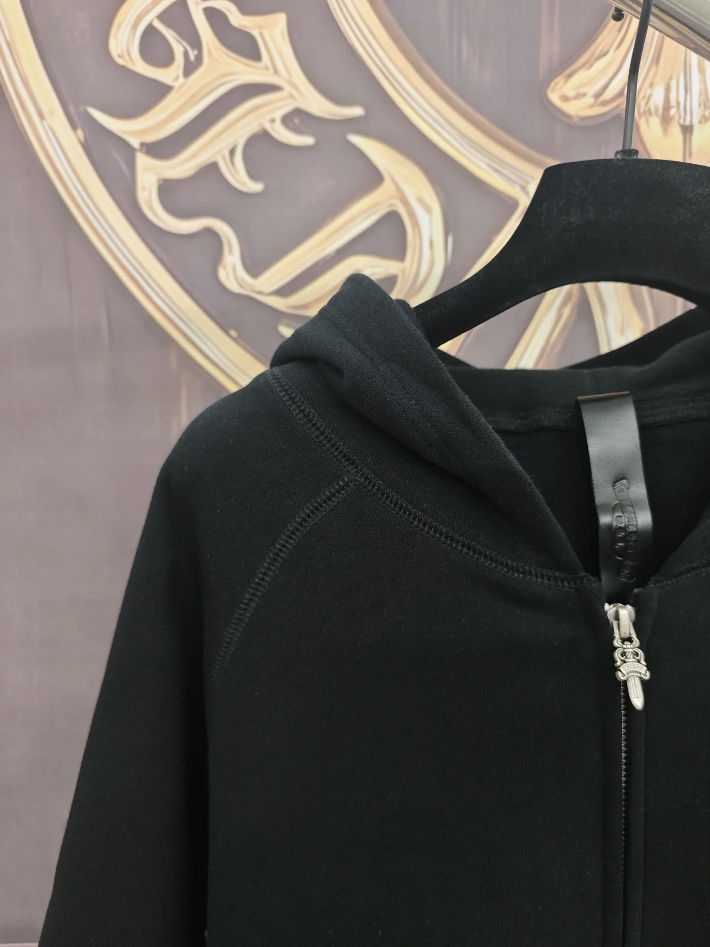 Leather-Trimmed Cross Patch Zip-Up Hoodie D28018999 — view 6
