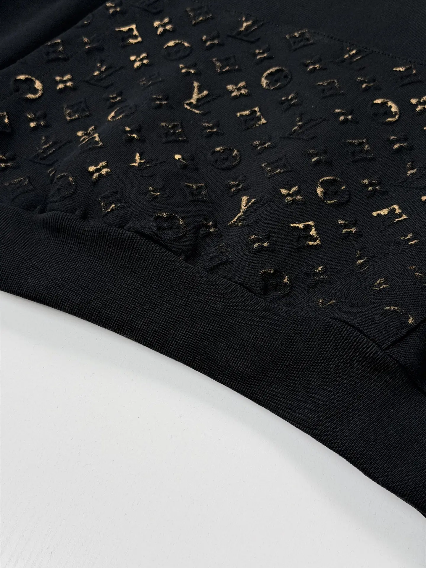 Monogram Embossed Foil-Print Hoodie D28020674 — view 5
