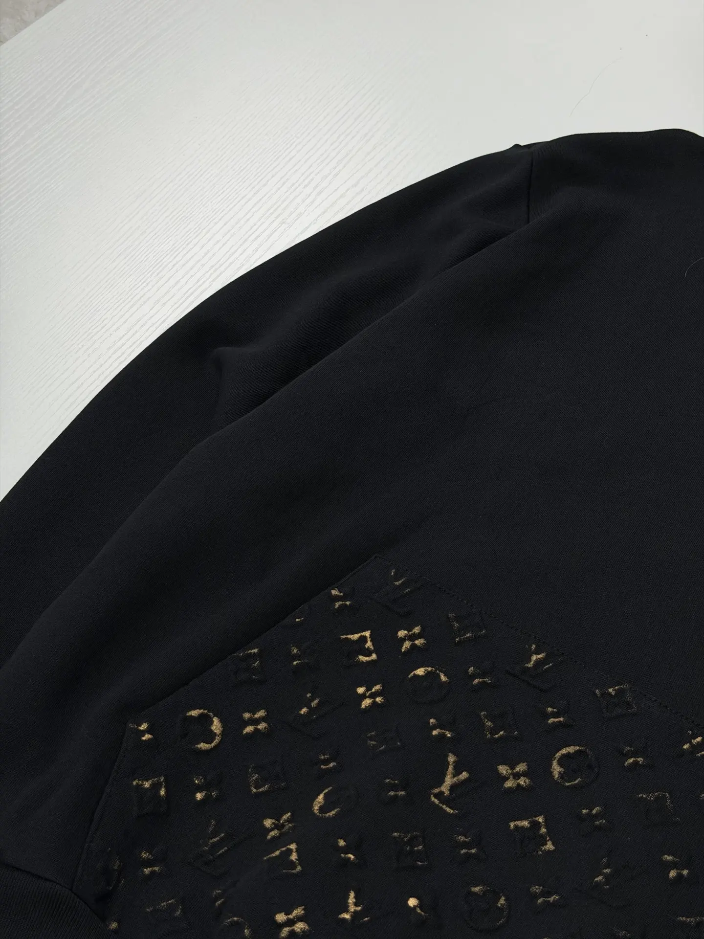 Monogram Embossed Foil-Print Hoodie D28020674 — view 6