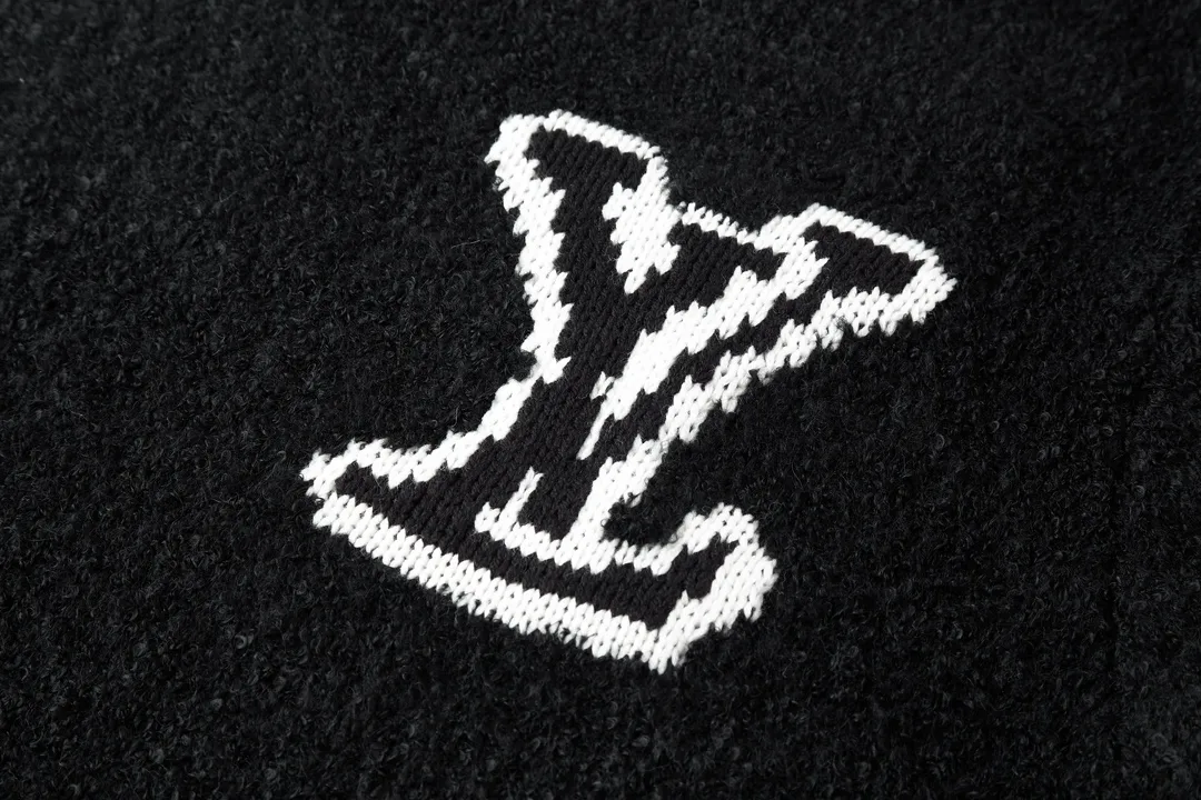 Mirror Logo Intarsia Wool-Blend Sweater D28021069 — view 4