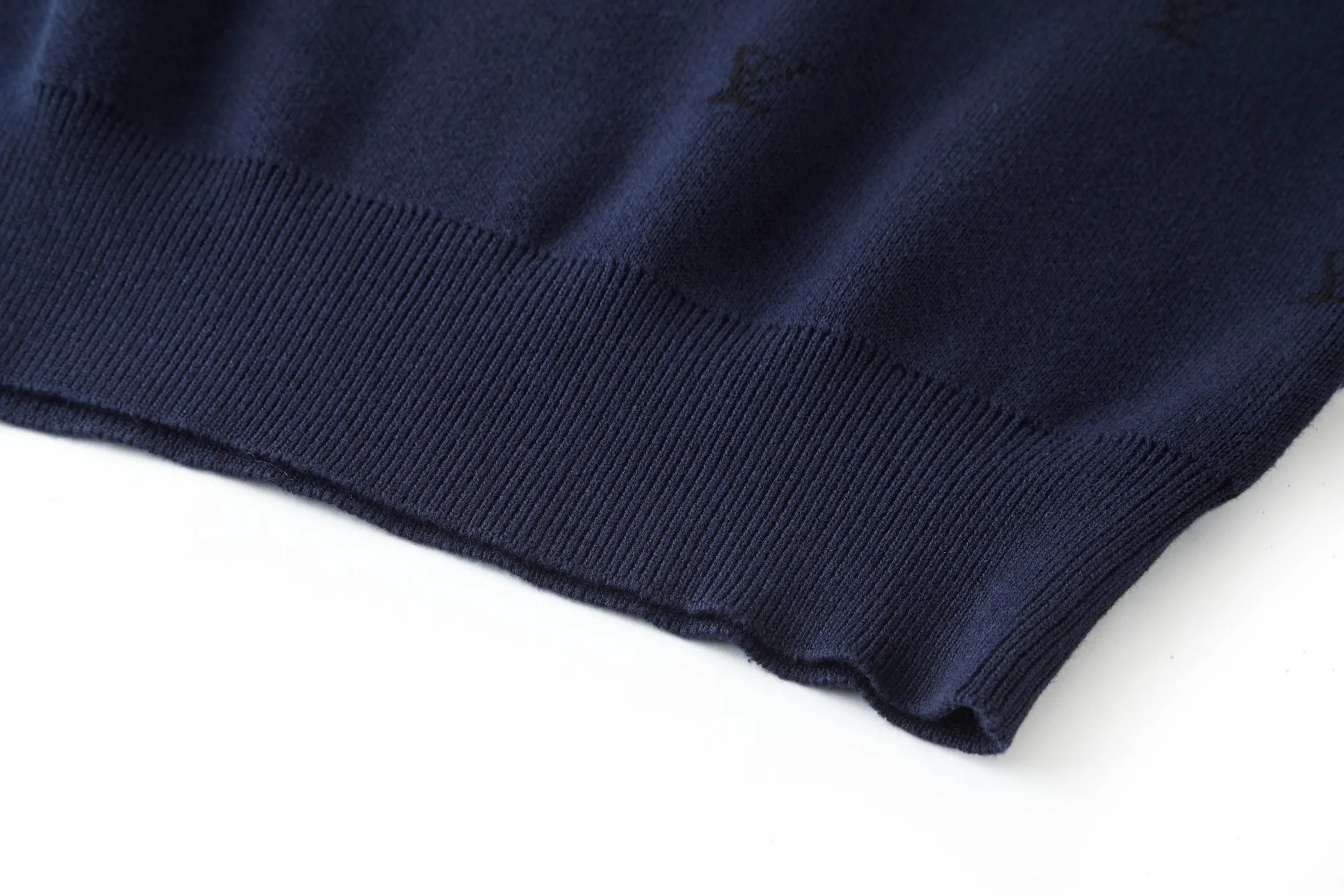 Animal Embroidered Wool-Blend Crew-Neck Sweater D28021194 — view 8