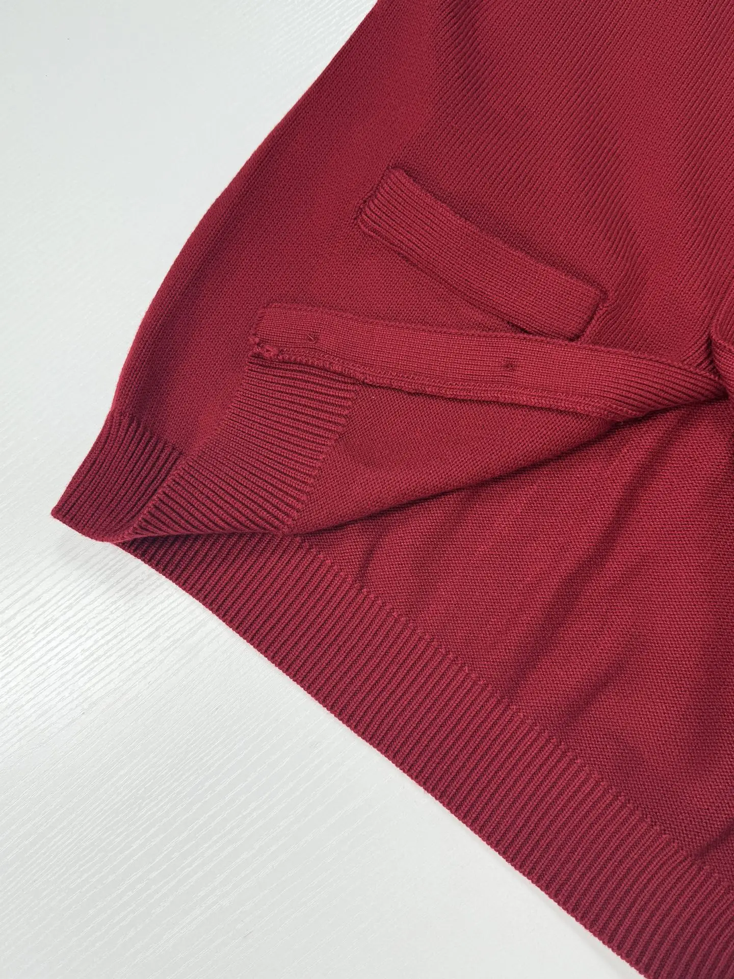 Logo-Embroidered V-Neck Knit Cardigan D28019199 — view 6