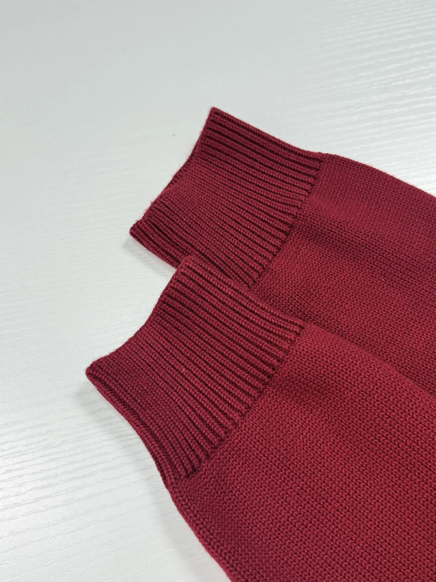 Logo-Embroidered V-Neck Knit Cardigan D28019199 — view 8