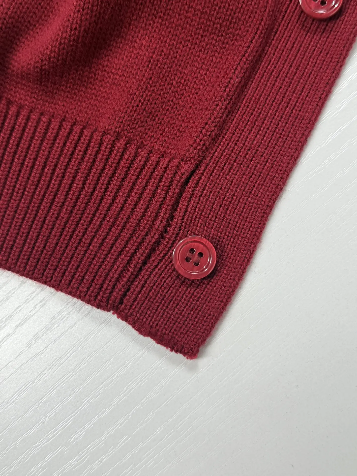 Logo-Embroidered V-Neck Knit Cardigan D28019199 — view 10
