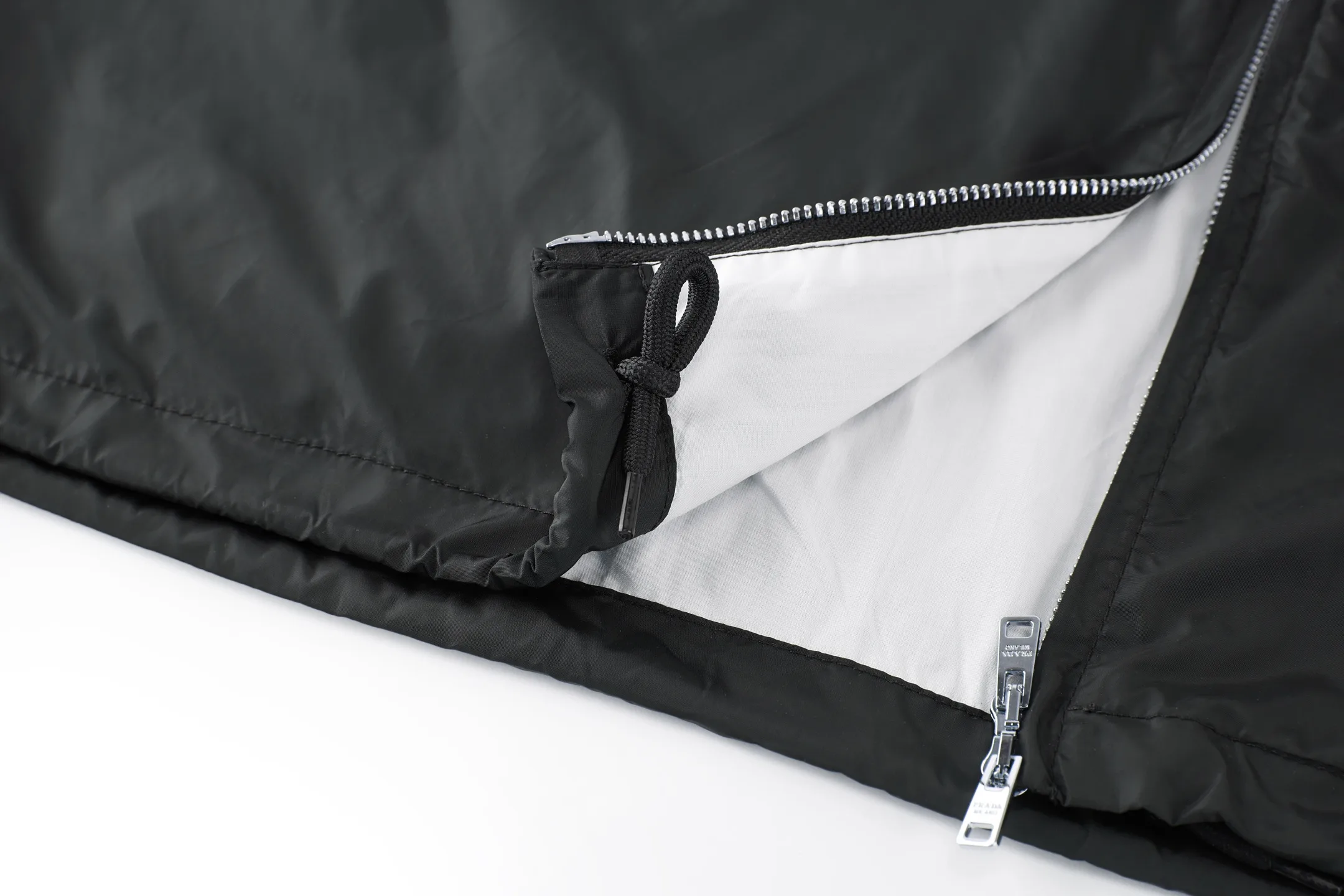 Logo-Plaque Re-Nylon Zip-Up Shirt Jacket D28021085 — view 6