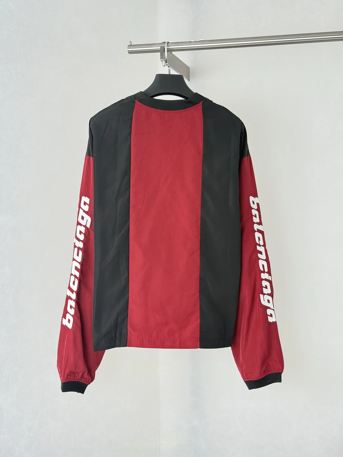 Embroidered Panel-Constructed Football Jersey D28520704 — view 2