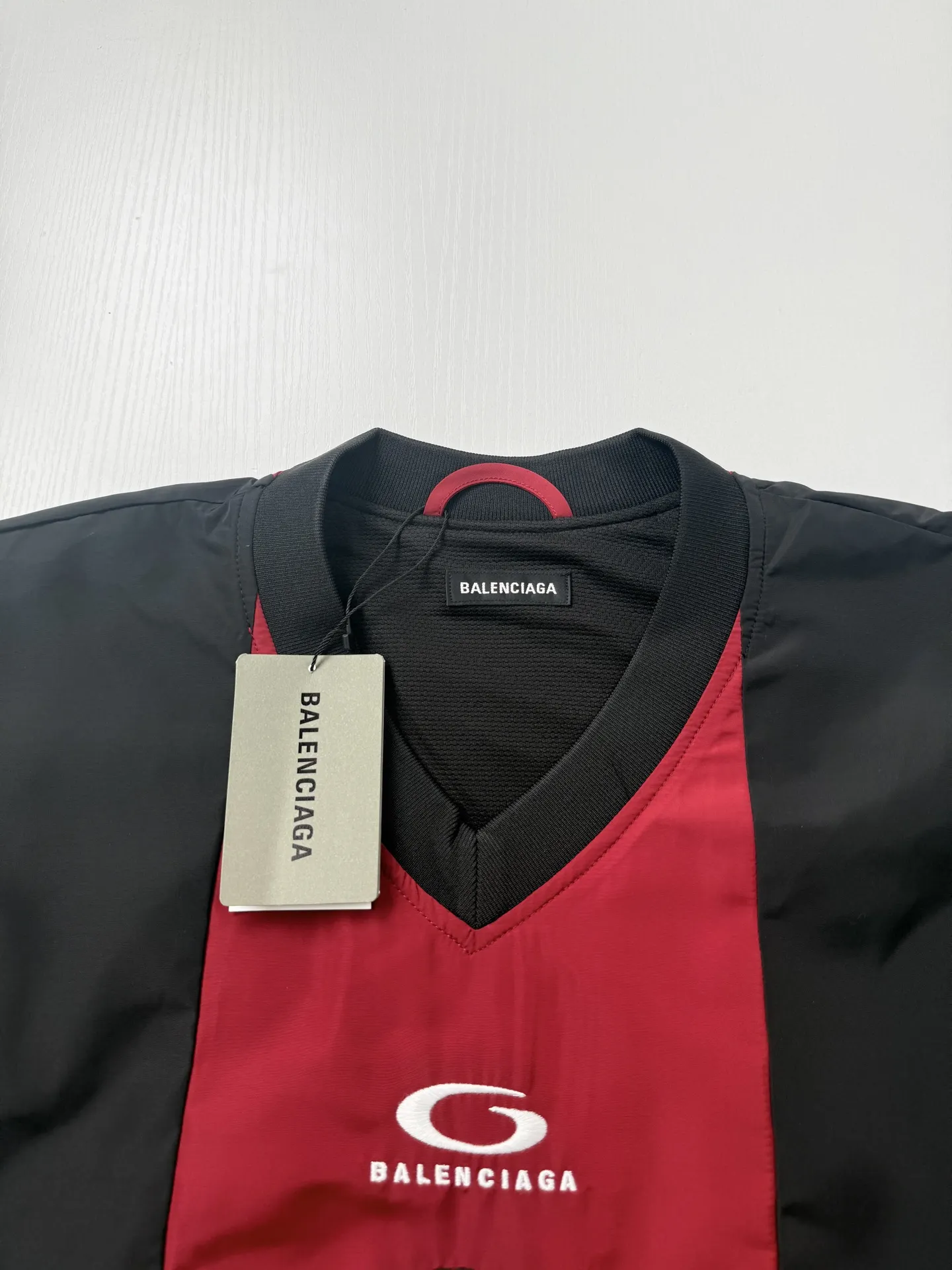 Embroidered Panel-Constructed Football Jersey D28520704 — view 4