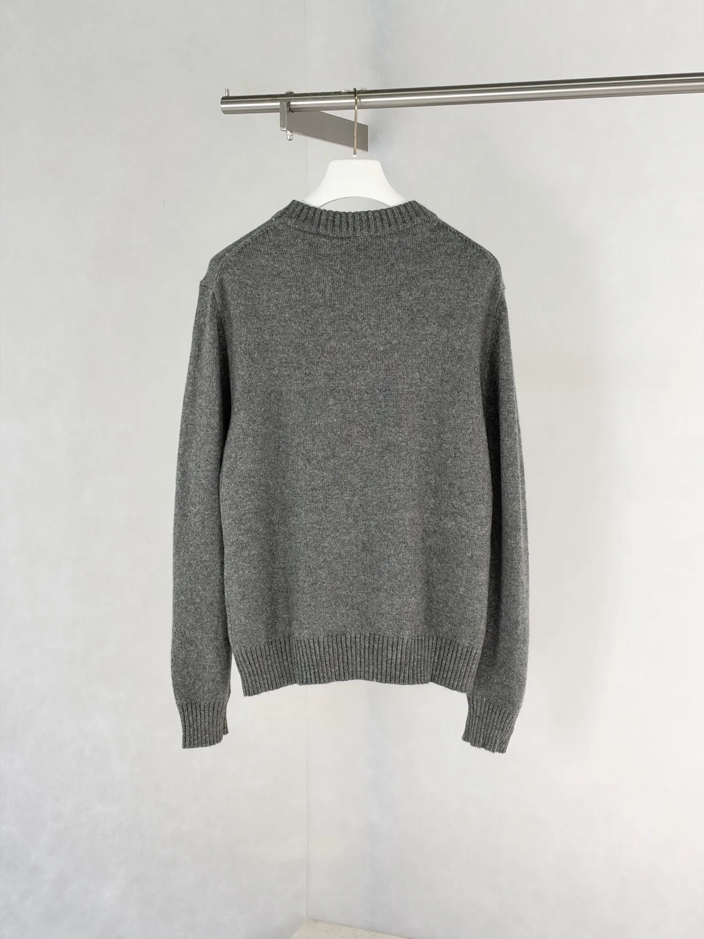 Anchor Embroidered Wool-Blend Crew-Neck Sweater D28519190 — view 2