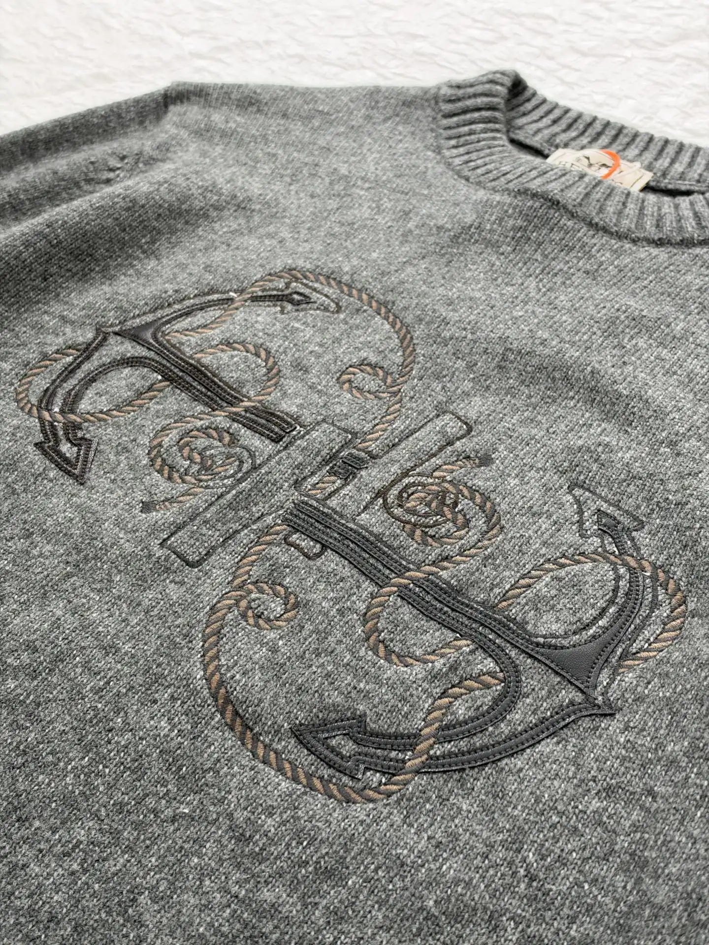 Anchor Embroidered Wool-Blend Crew-Neck Sweater D28519190 — view 5