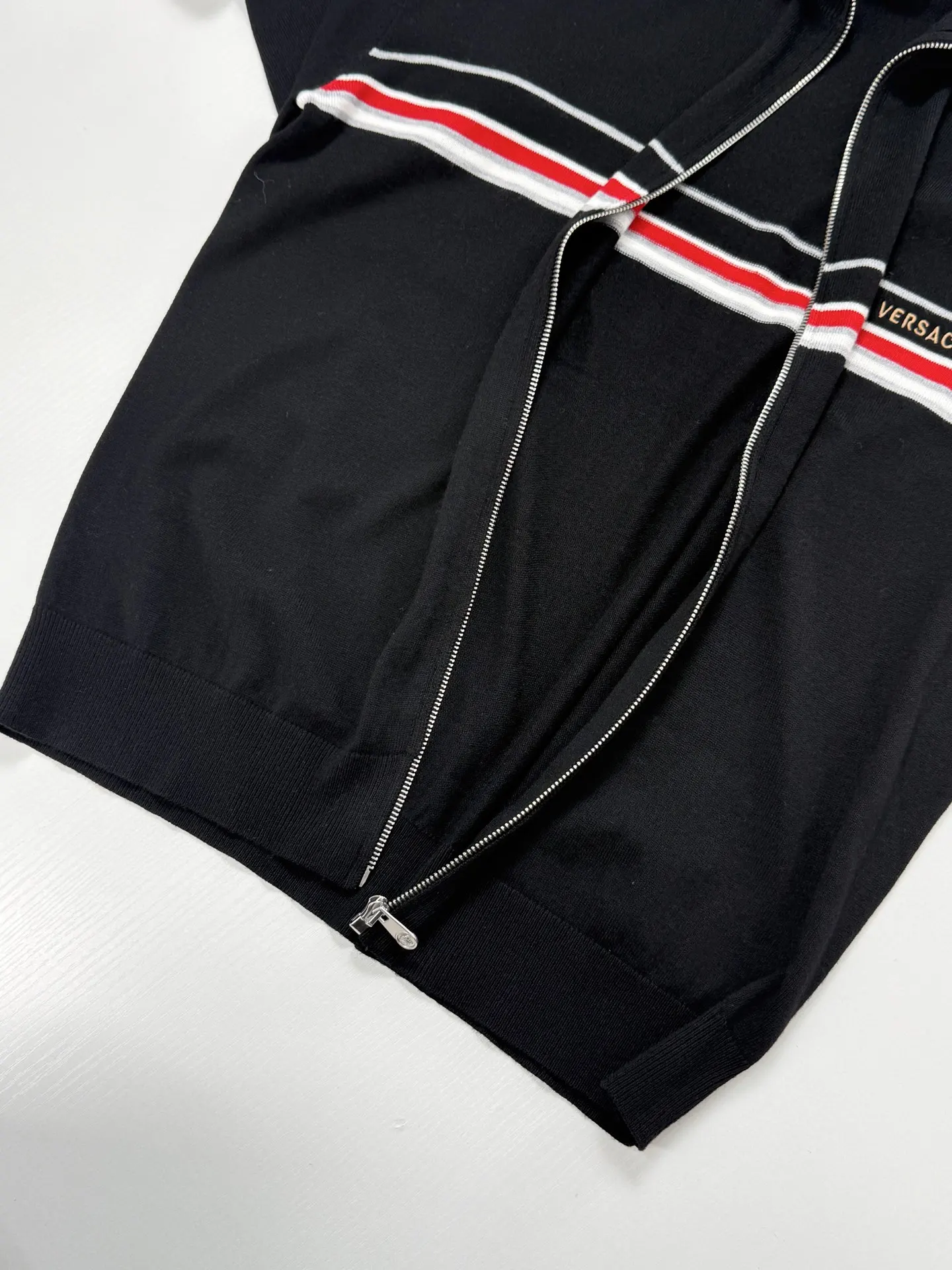 Logo Embroidered Striped Knit Zip-Up Jacket D28520729 — view 6