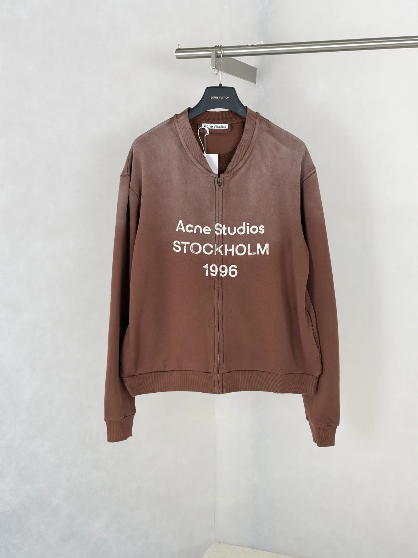 Logo Print Faded Cotton-Jersey Zip-Up Sweatshirt D28819186