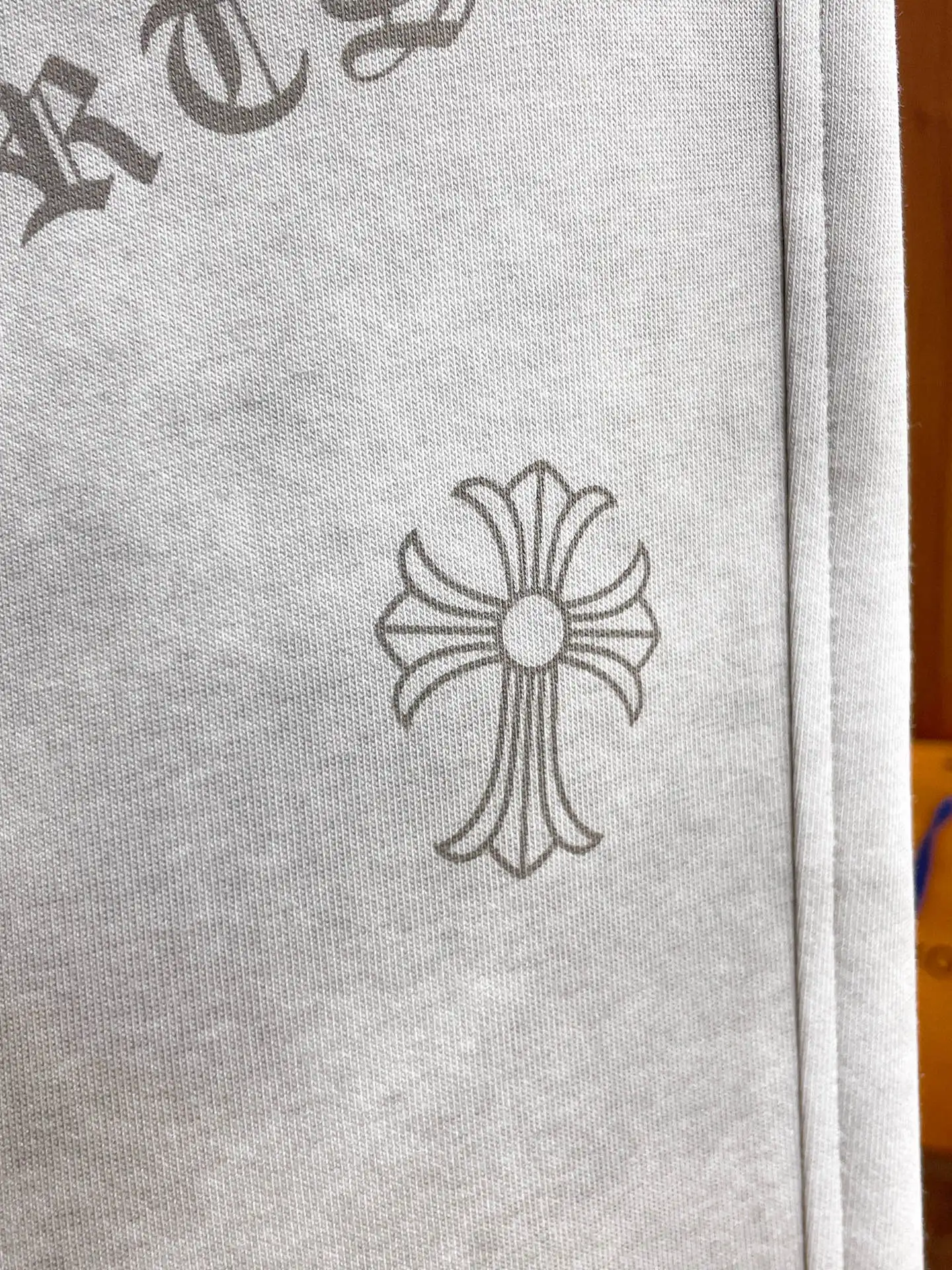 Logo-Print Acid-Wash Sweatpants D29014595 — view 5