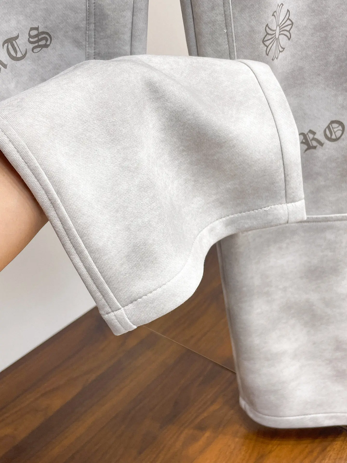 Logo-Print Acid-Wash Sweatpants D29014595 — view 12