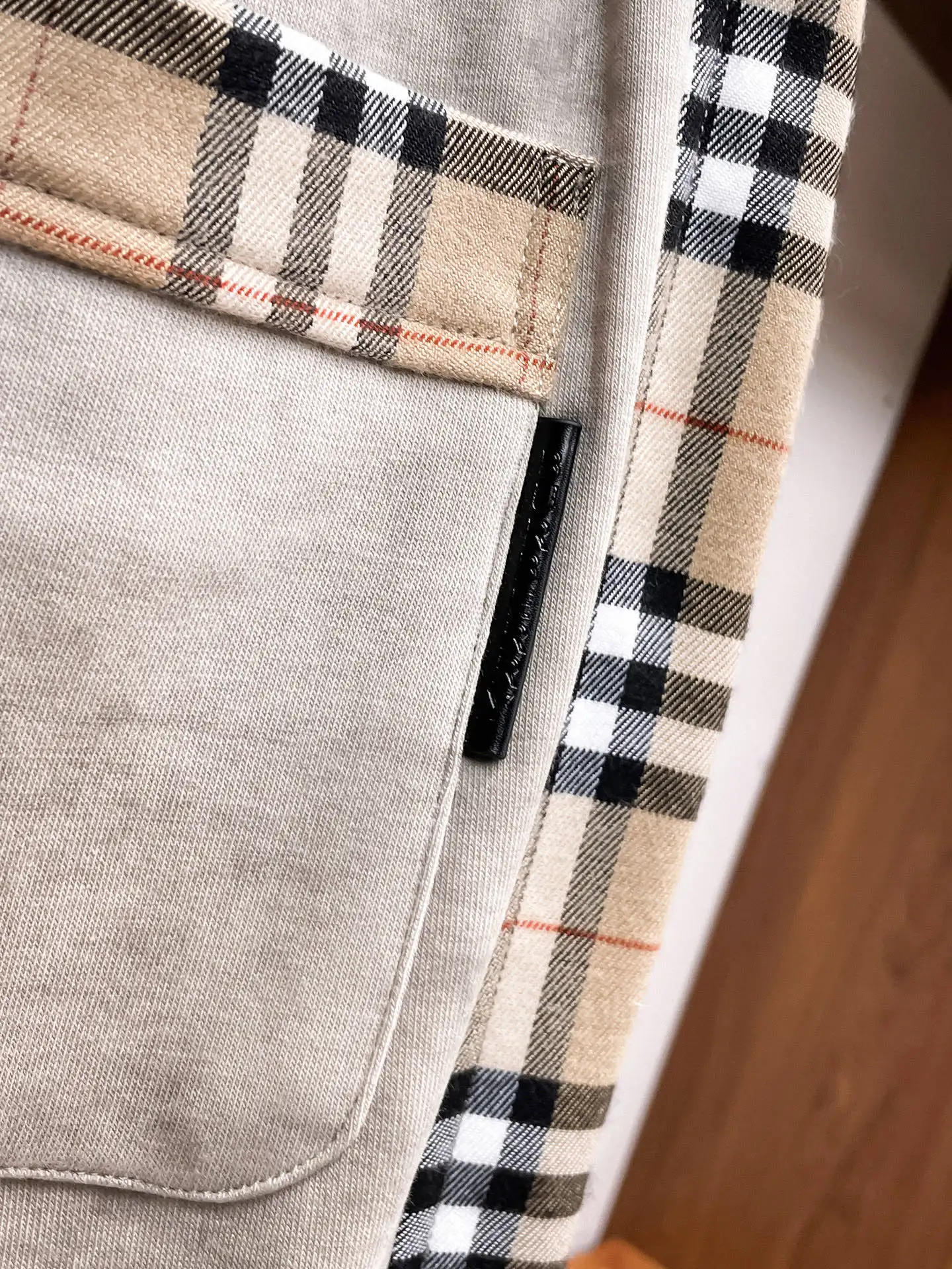 Check-Panel Logo Sweatpants D29014645 — view 9