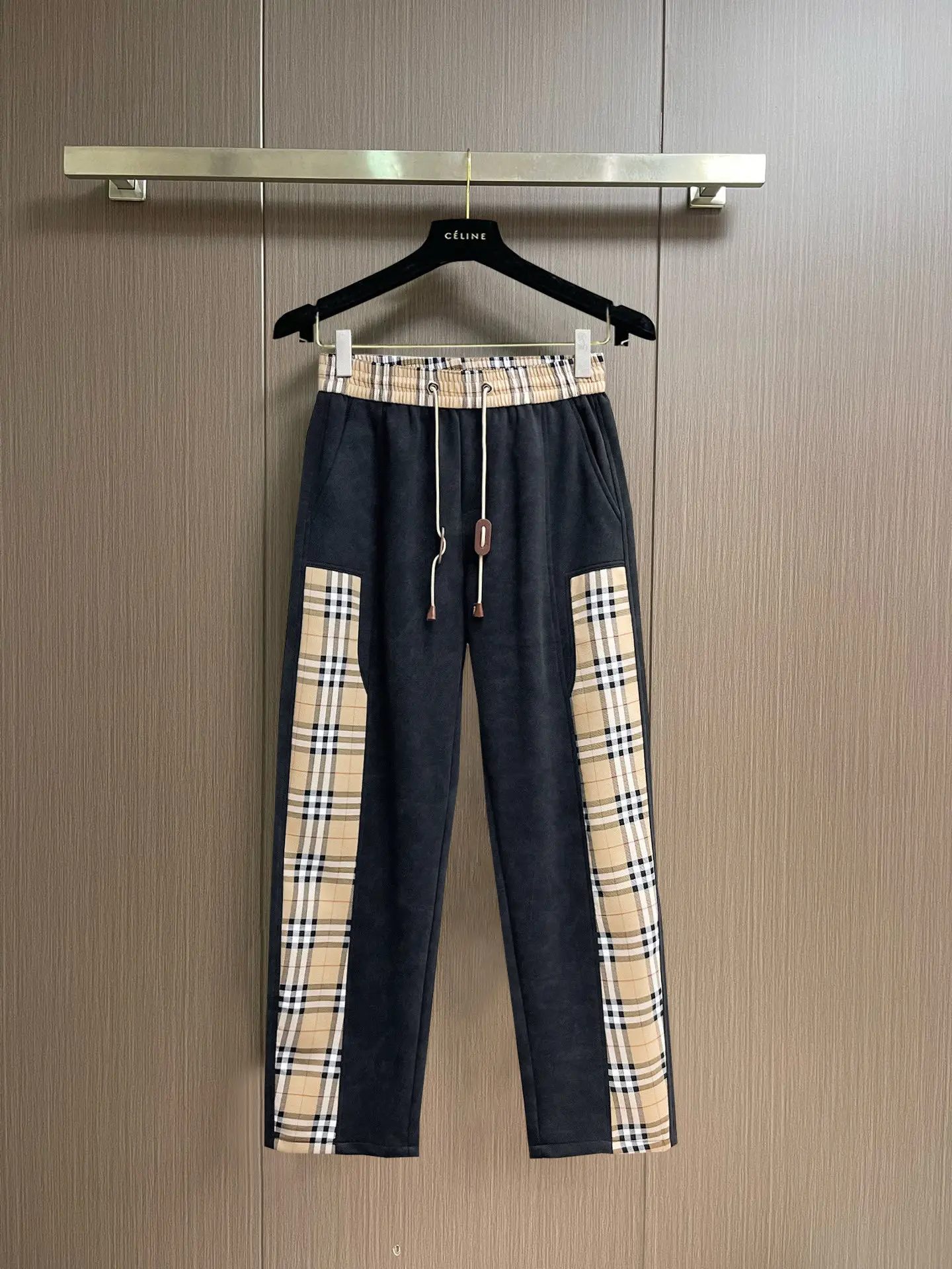 Check-Panelled Drawstring Sweatpants D29014590