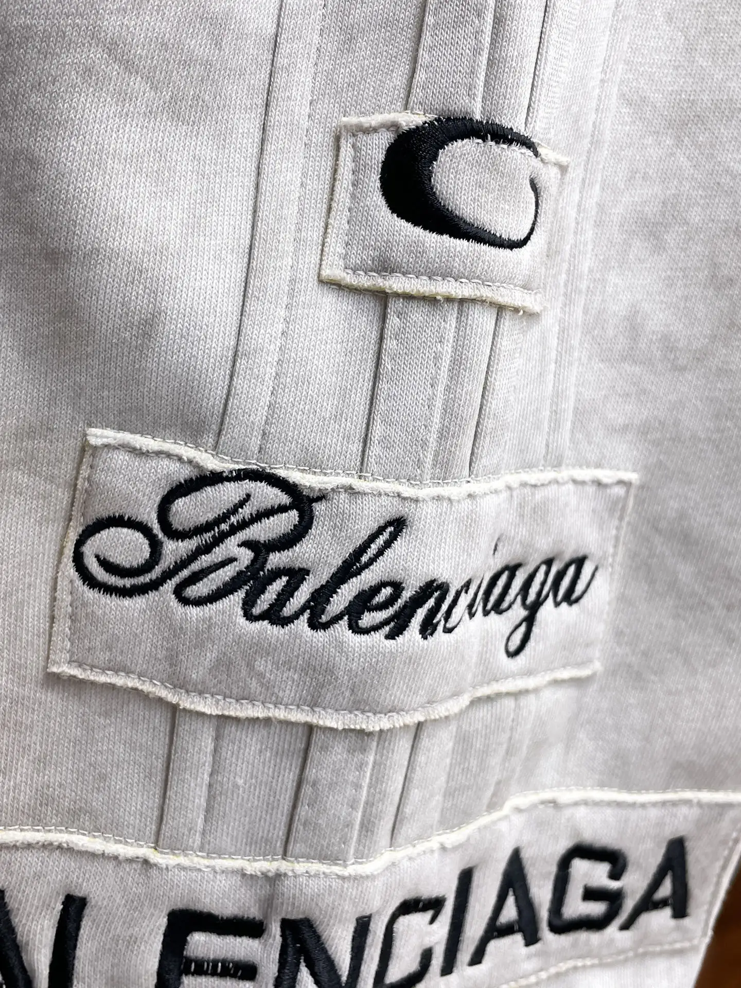 Logo-Patch Straight-Leg Sweatpants D29014647 — view 5