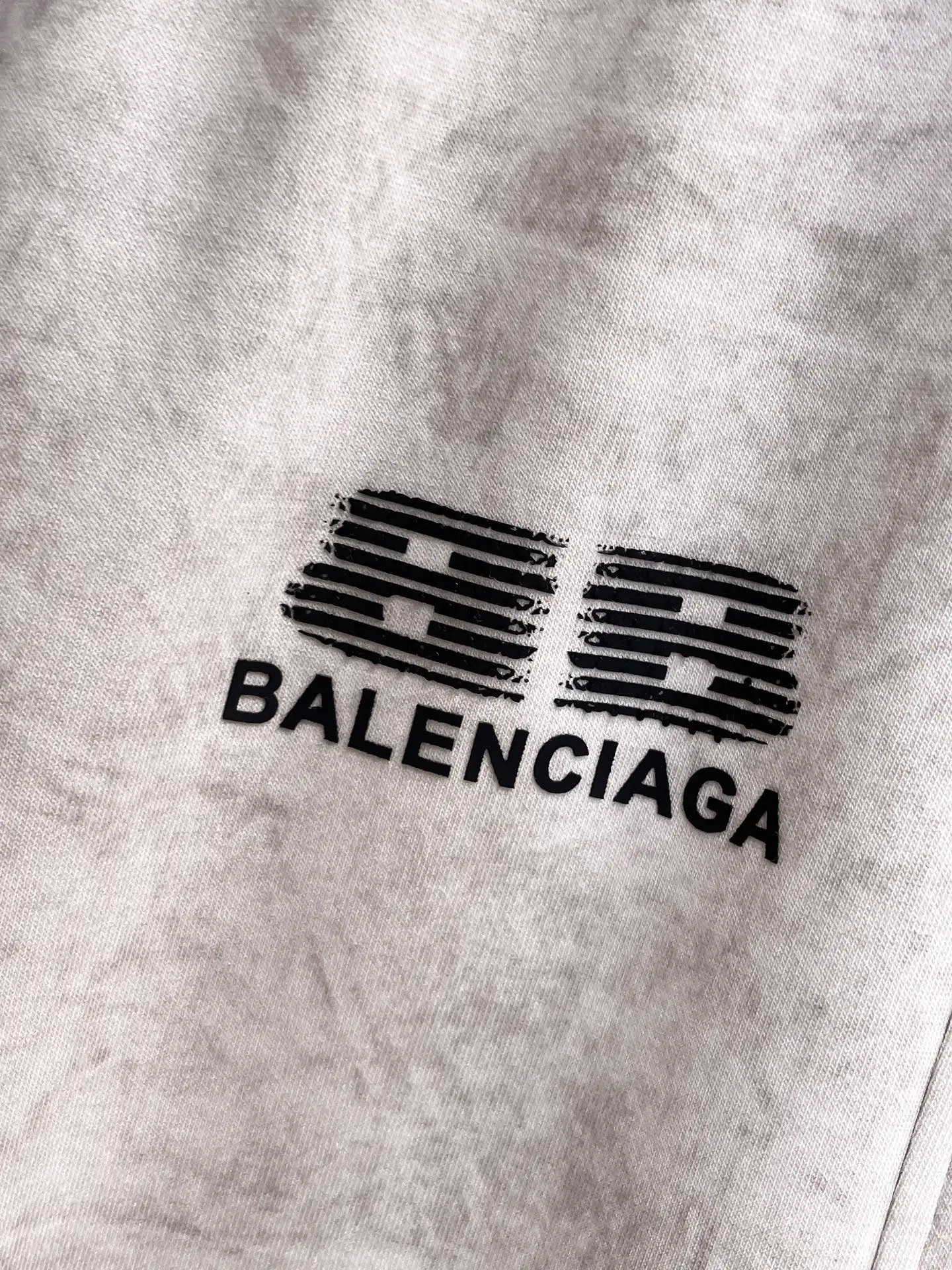 Logo-Print Acid-Wash Sweatpants D29014477 — view 4