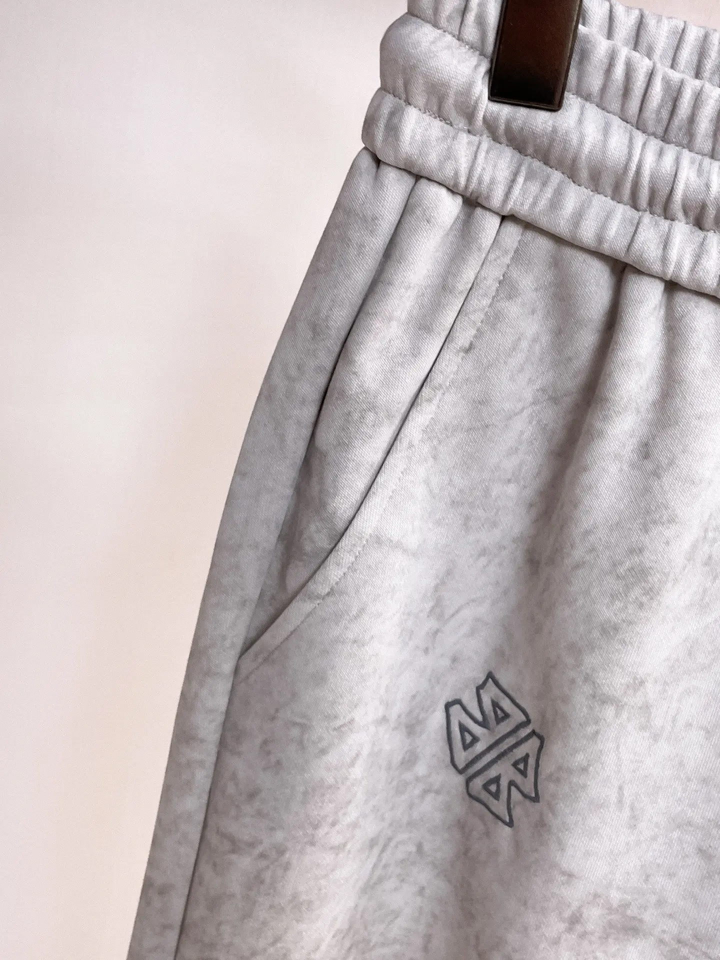 Logo-Print Wide-Leg Sweatpants D29014488 — view 4