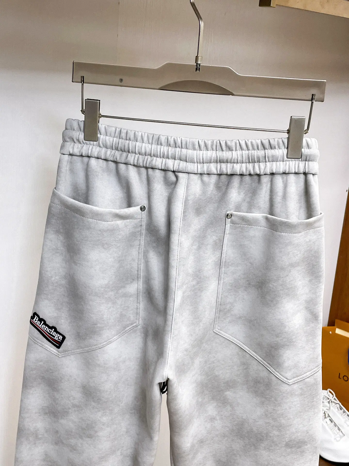 Logo-Appliquéd Acid-Wash Sweatpants D29014510 — view 9
