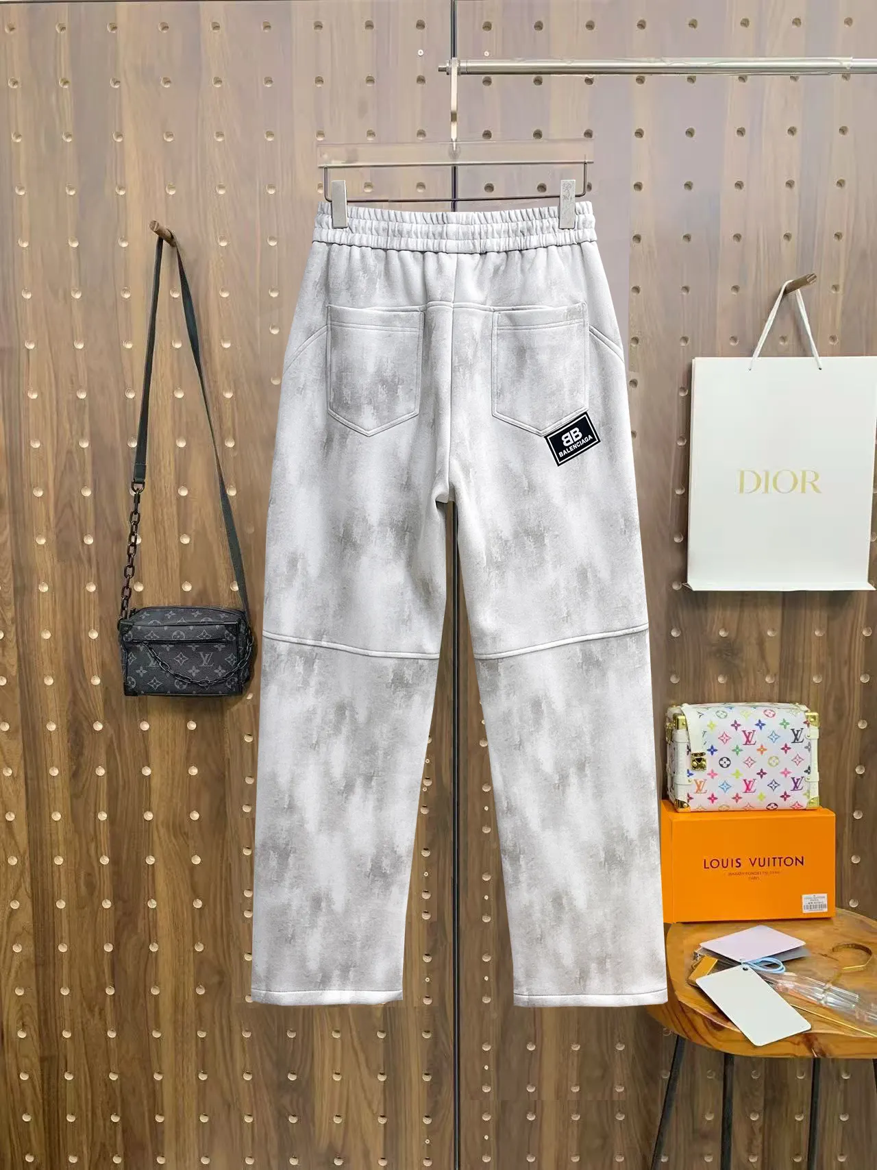 Logo-Print Acid-Wash Sweatpants D29014521 — view 2