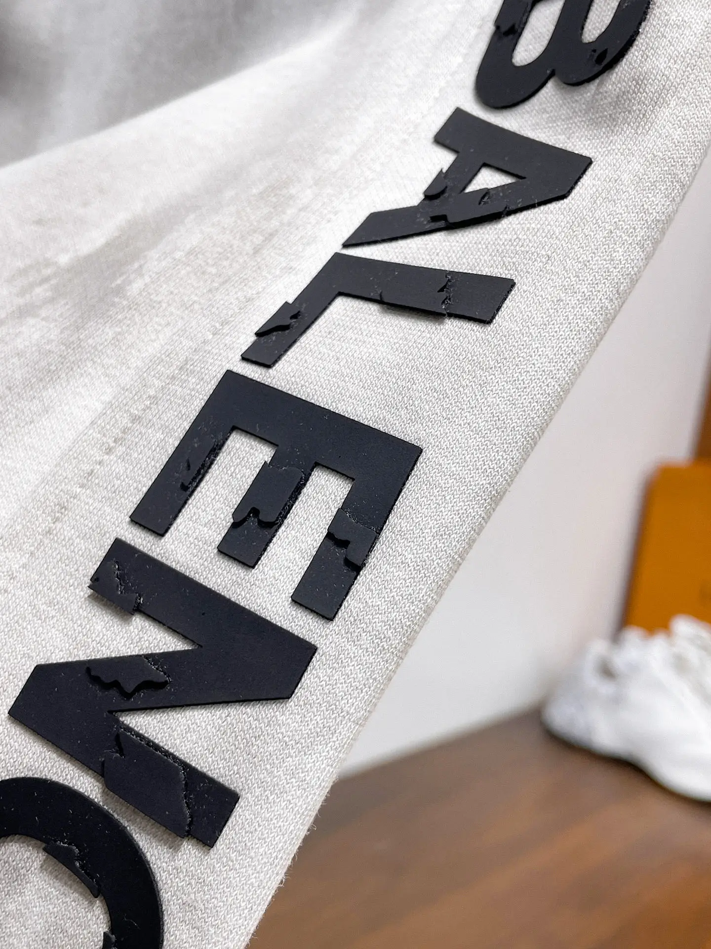 Logo-Print Acid-Wash Sweatpants D29014521 — view 5
