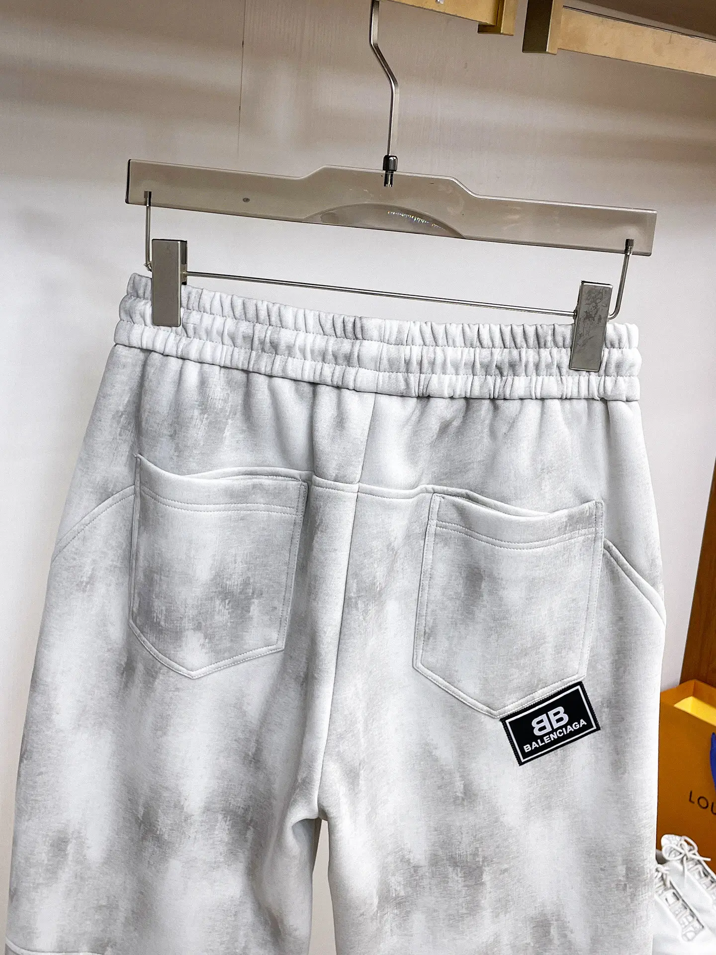 Logo-Print Acid-Wash Sweatpants D29014521 — view 9
