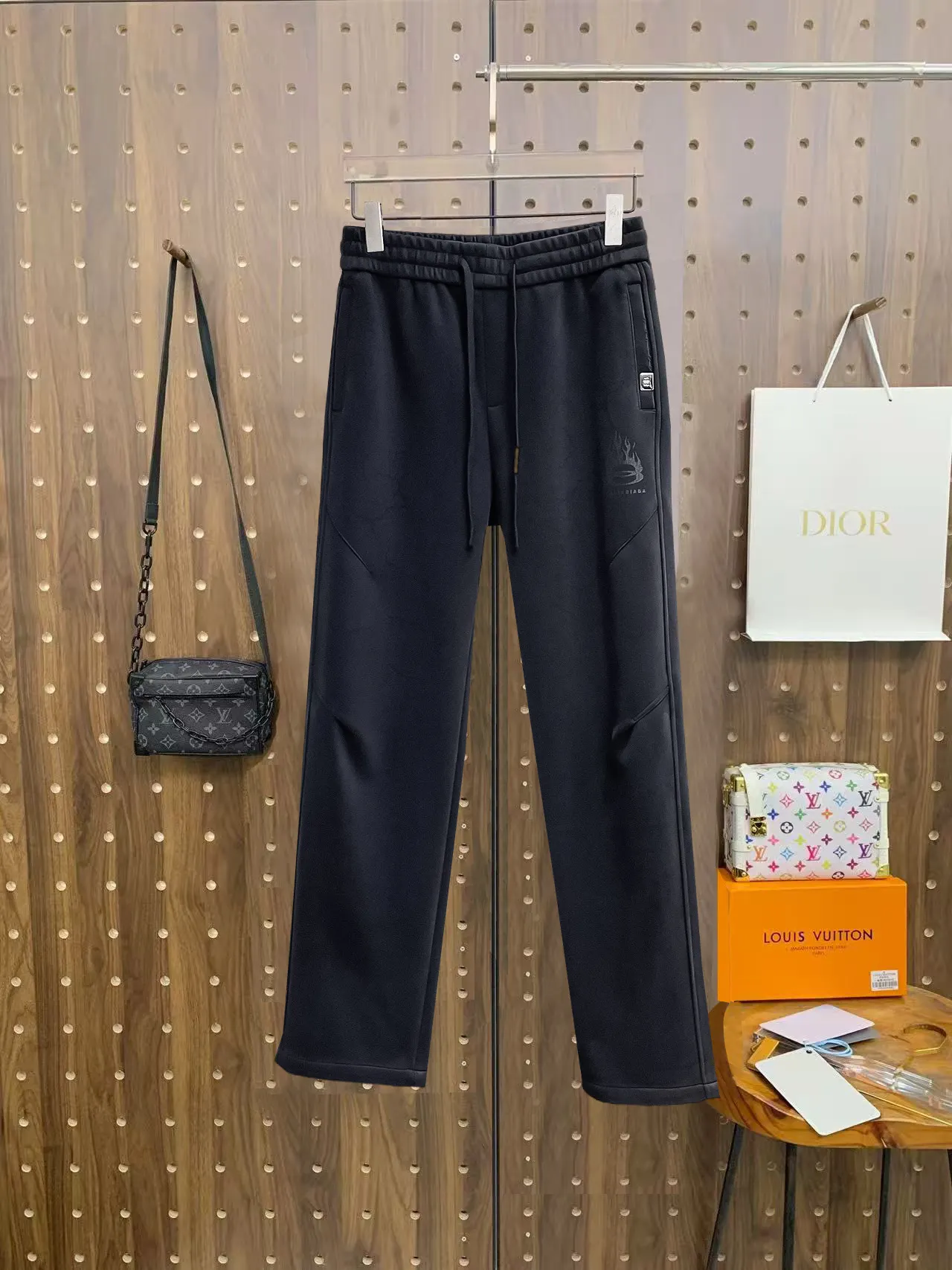 Balenciaga Logo-Embroidered Cotton-Blend Sweatpants D29014527