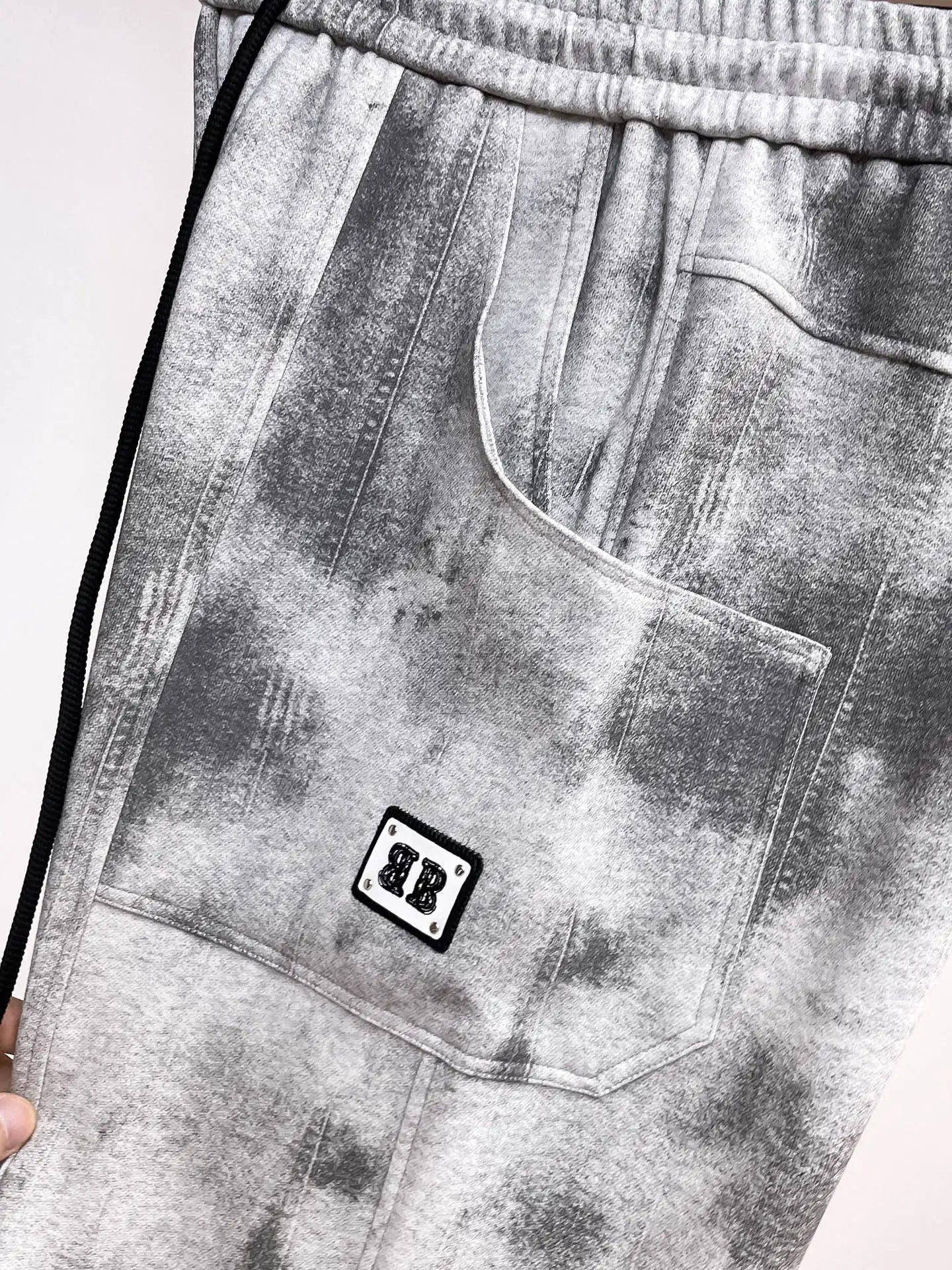 Logo-Patch Acid-Wash Sweatpants D29014485 — view 4