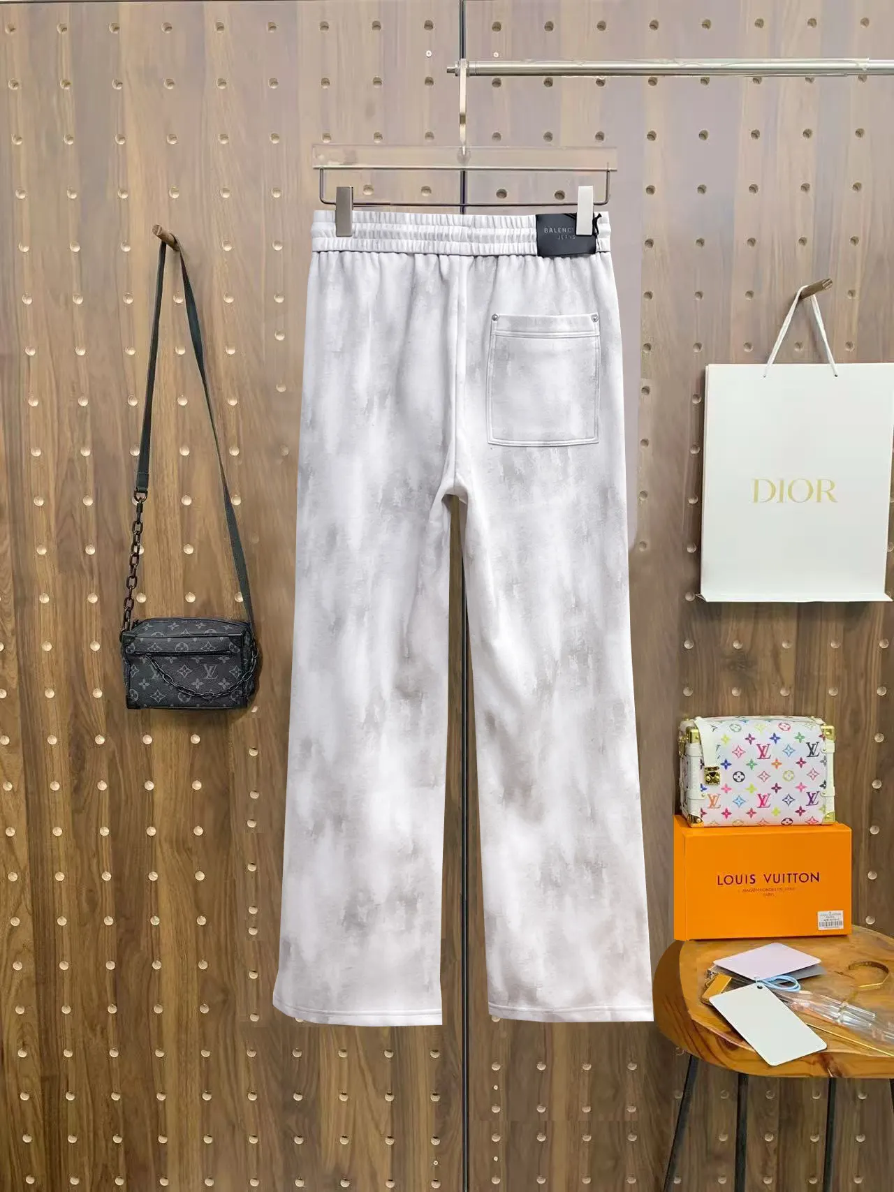 Logo-Print Tie-Dye Effect Sweatpants D29014500 — view 2