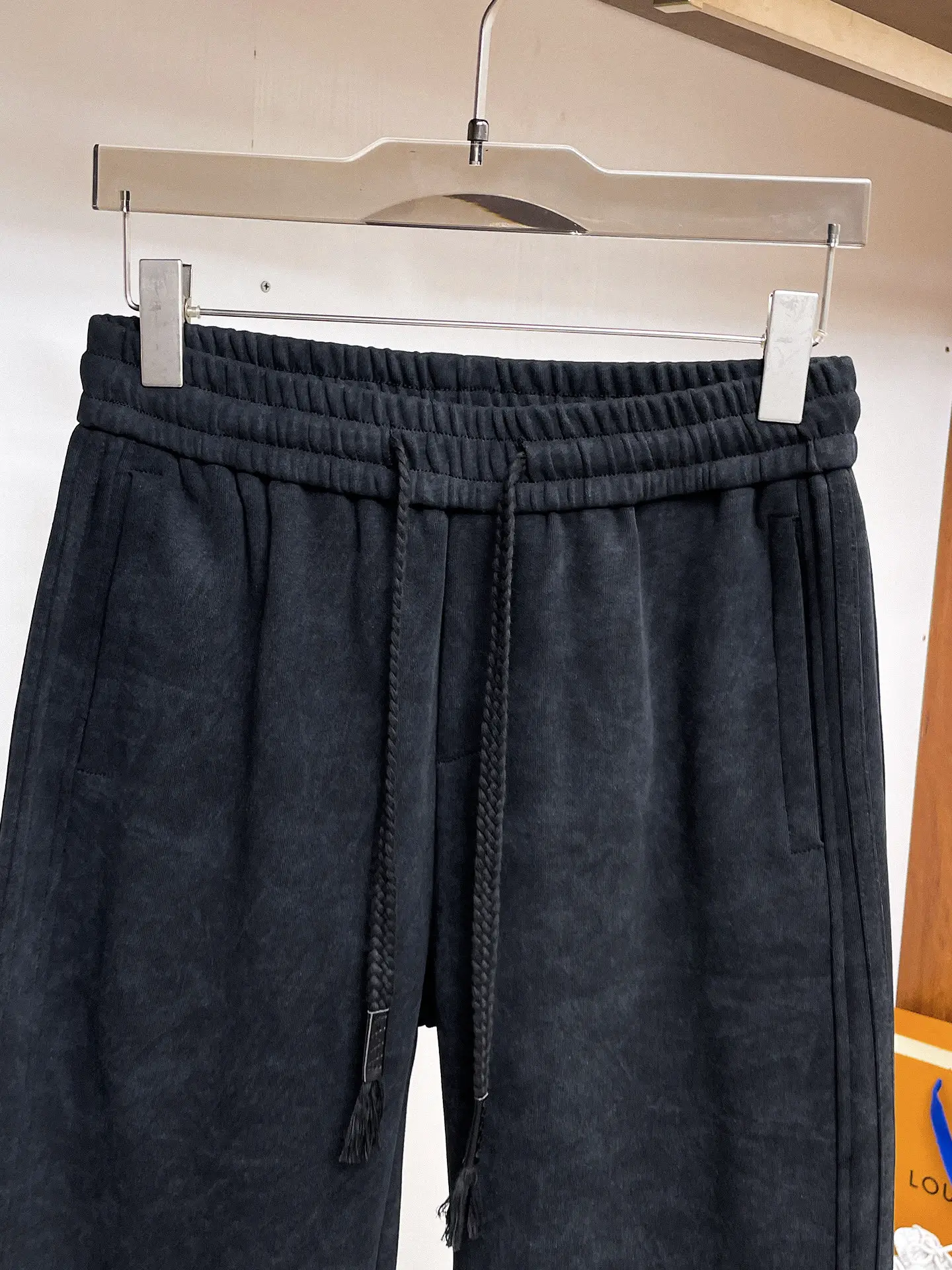 Logo-Patch Straight-Leg Sweatpants D29014648 — view 3