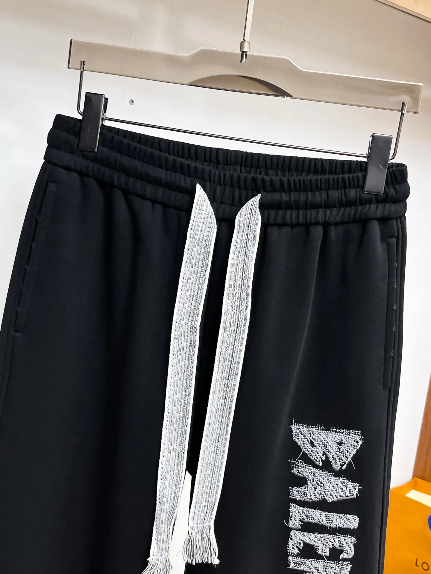 Logo-Print Cotton-Blend Sweatpants D29014661 — view 3