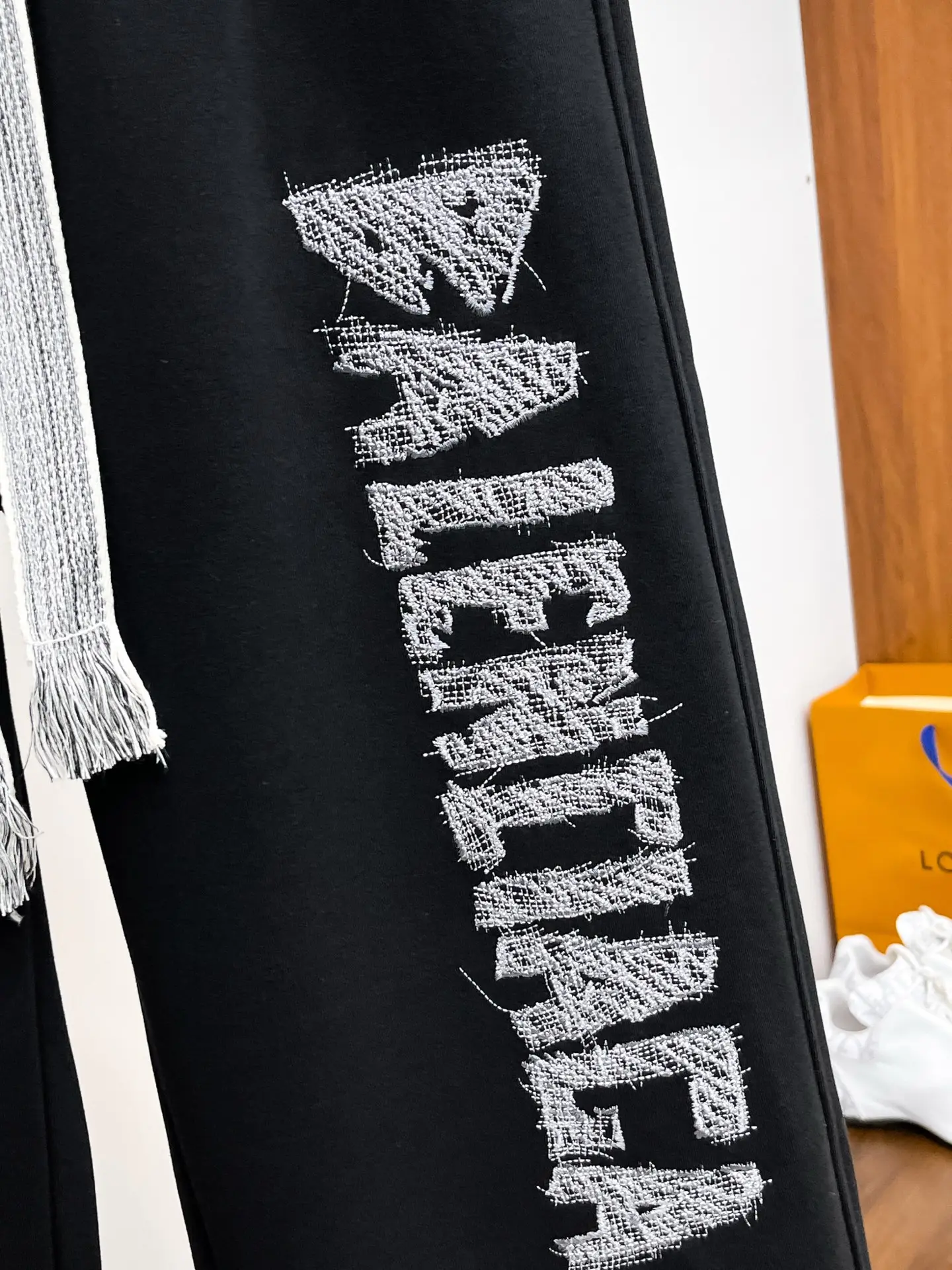 Logo-Print Cotton-Blend Sweatpants D29014661 — view 4