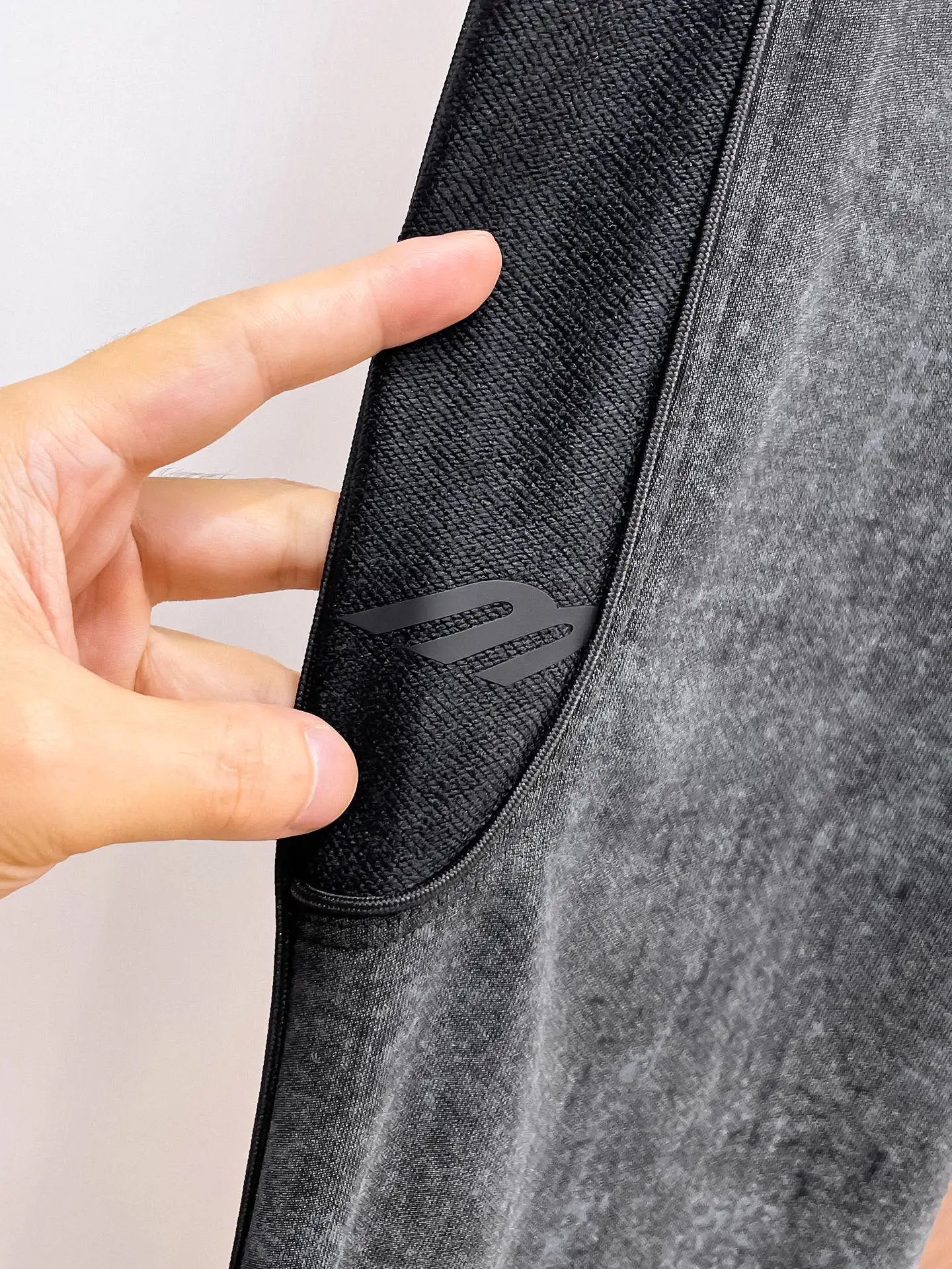 Logo-Print Wide-Leg Sweatpants D29014480 — view 9