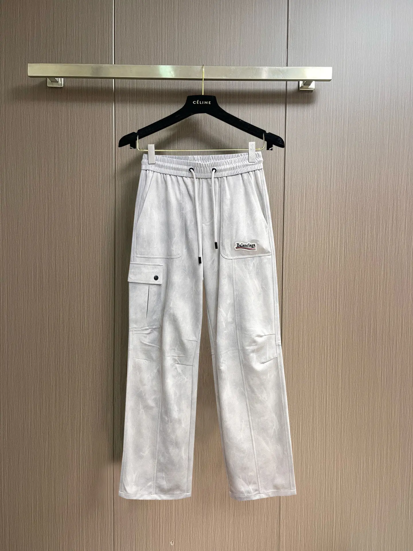 Logo-Patch Straight-Leg Cargo Trousers D29014570