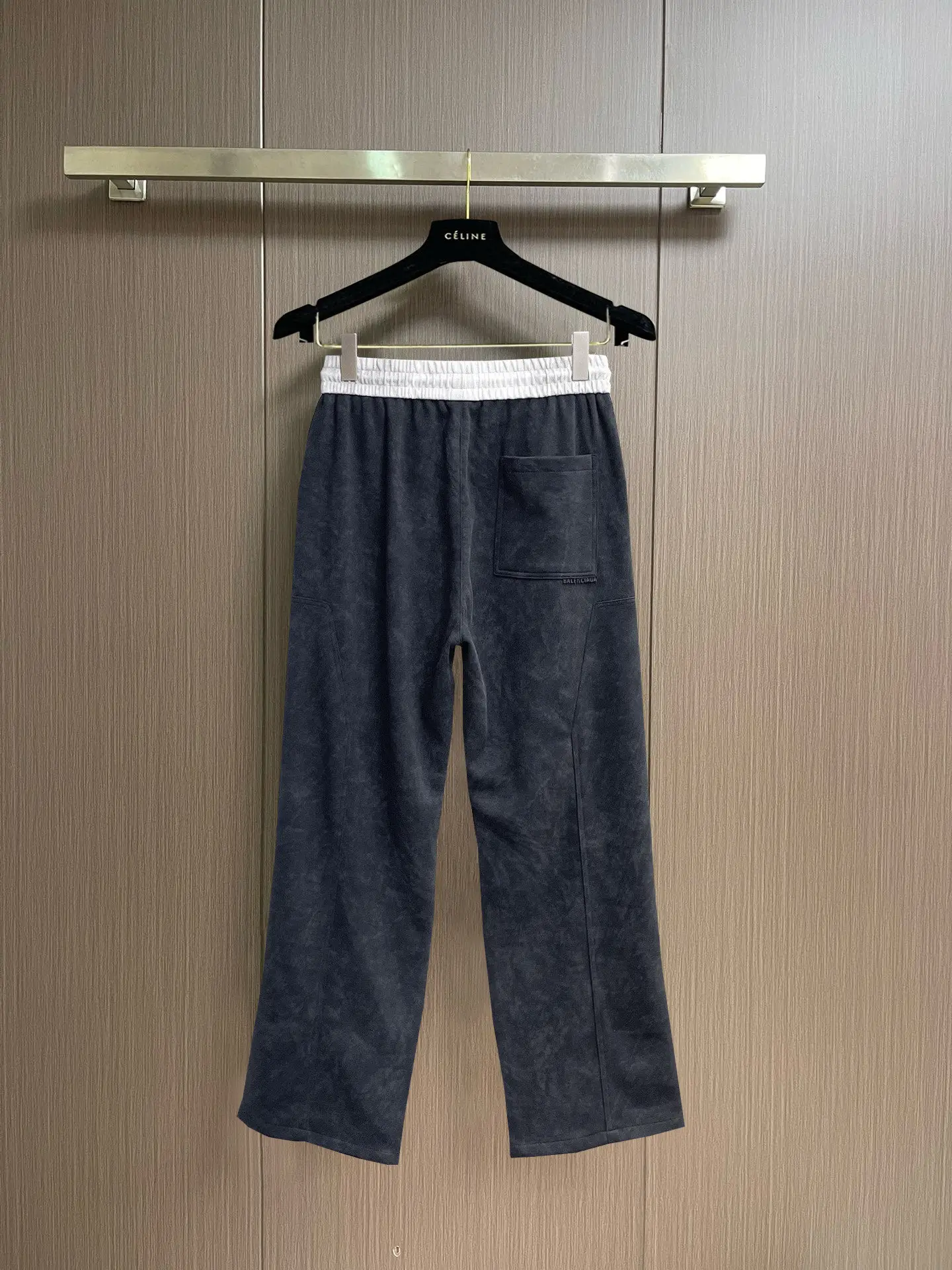 Logo-Embroidered Straight-Leg Sweatpants D29014583 — view 2